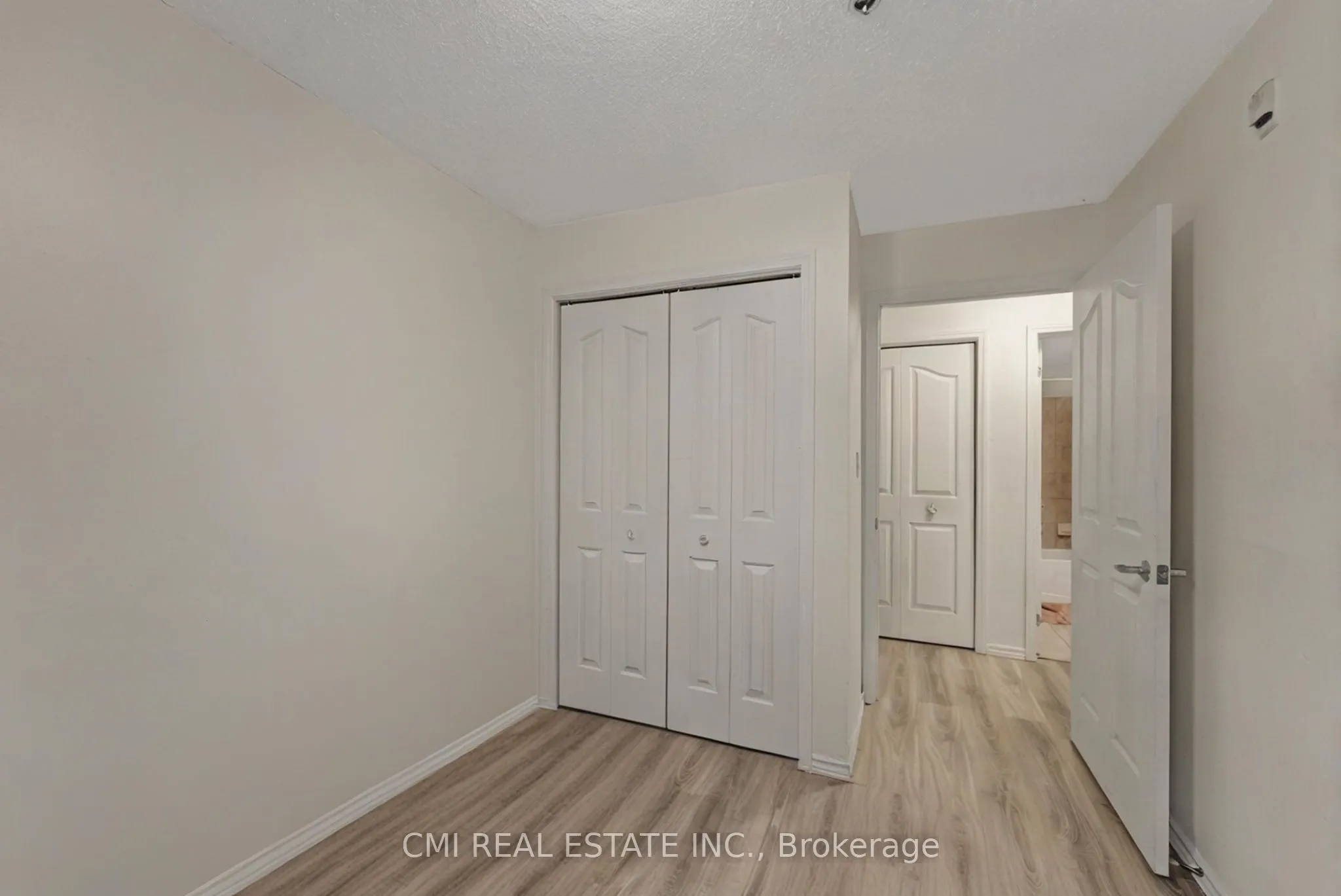 5225 Finch Avenue E, #203