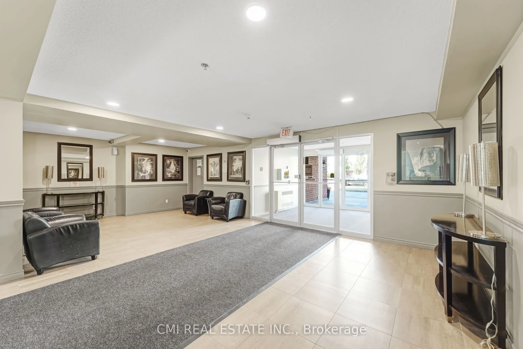 5225 Finch Avenue E, #203