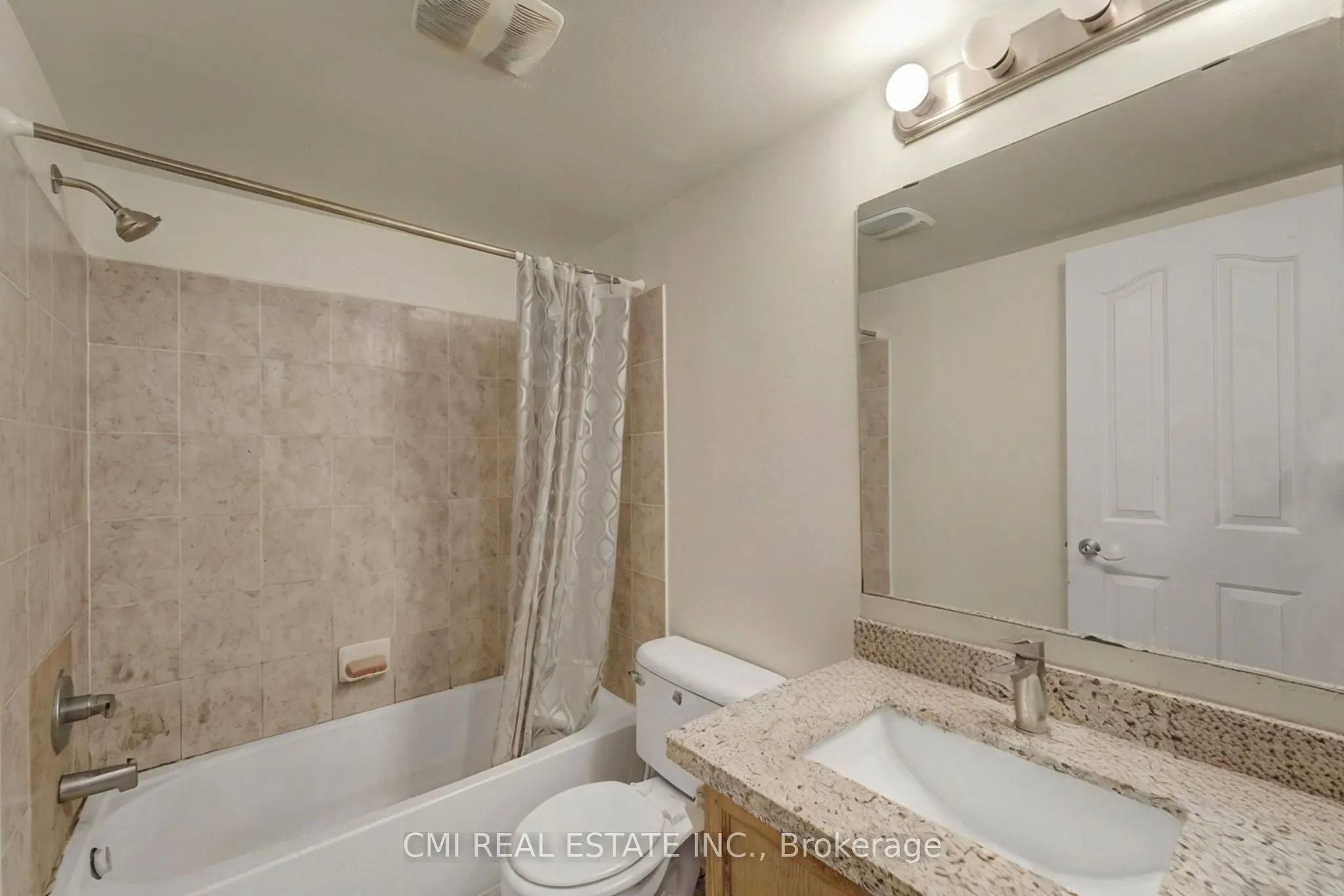 5225 Finch Avenue E, #203