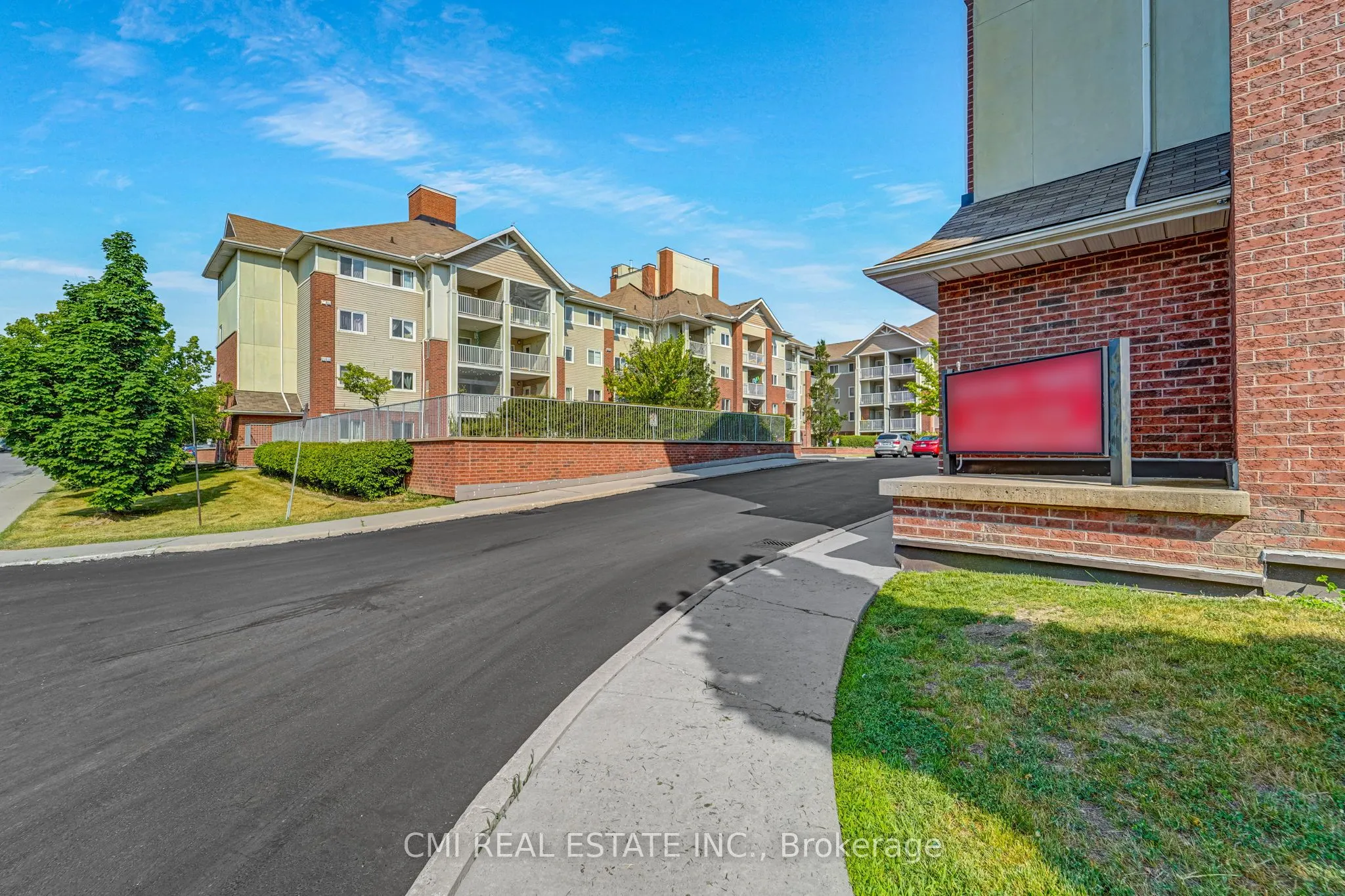 5225 Finch Avenue E, #203