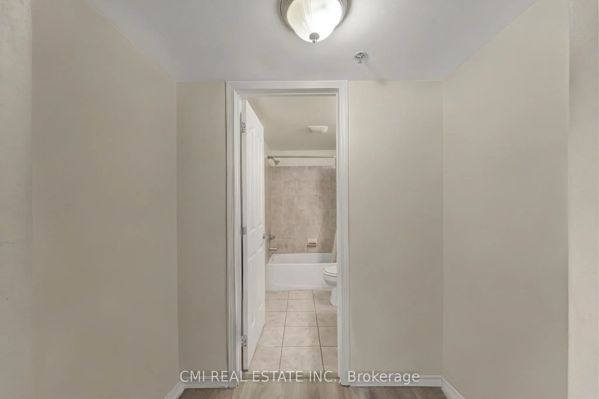 5225 Finch Avenue E, #203
