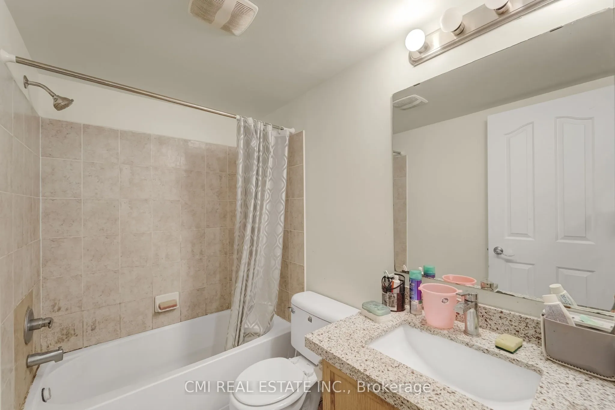 5225 Finch Avenue E, #203