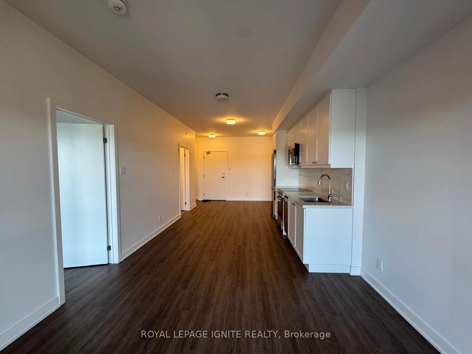 55 Clarington Boulevard, #606