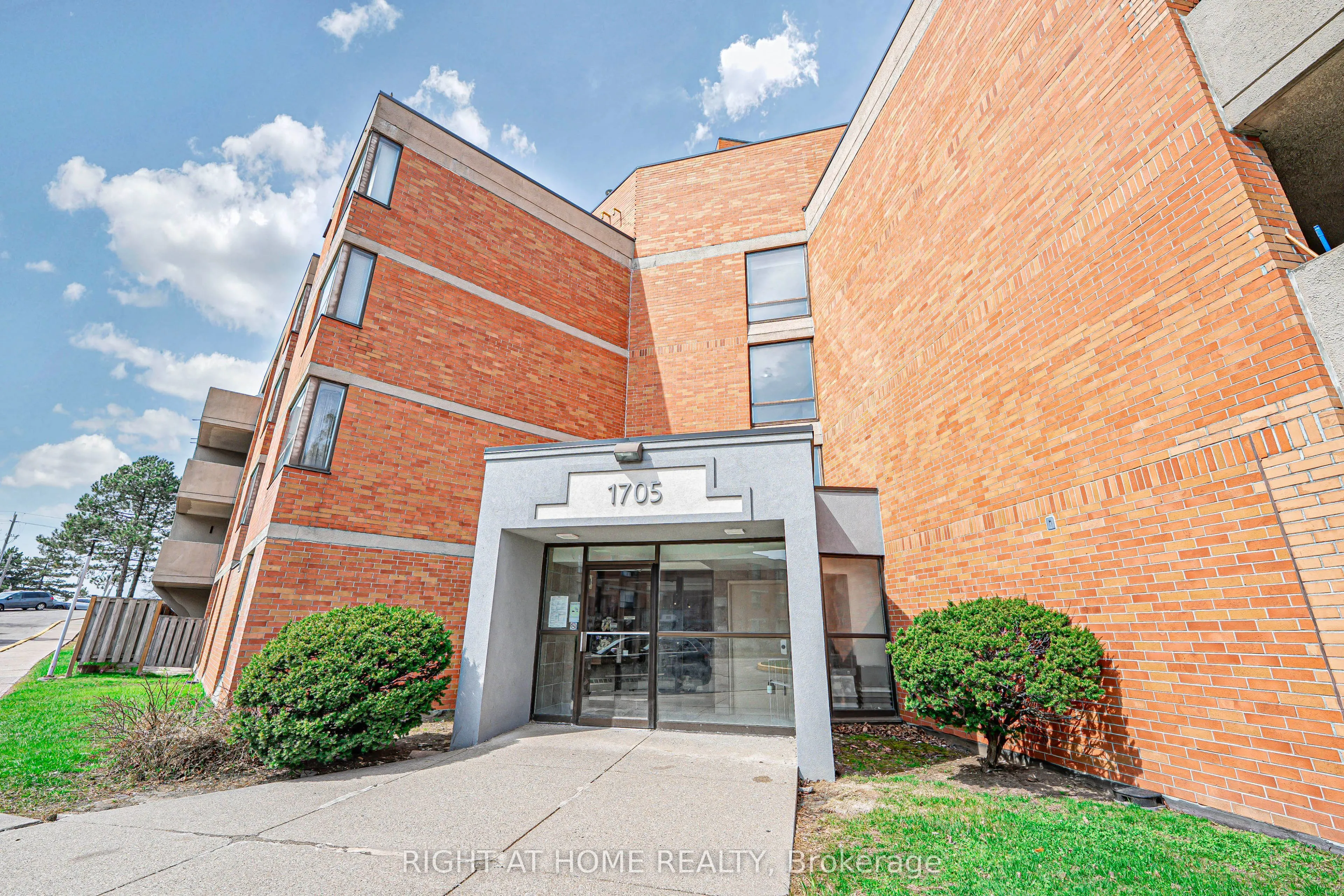 1705 Mccowan Road, #408