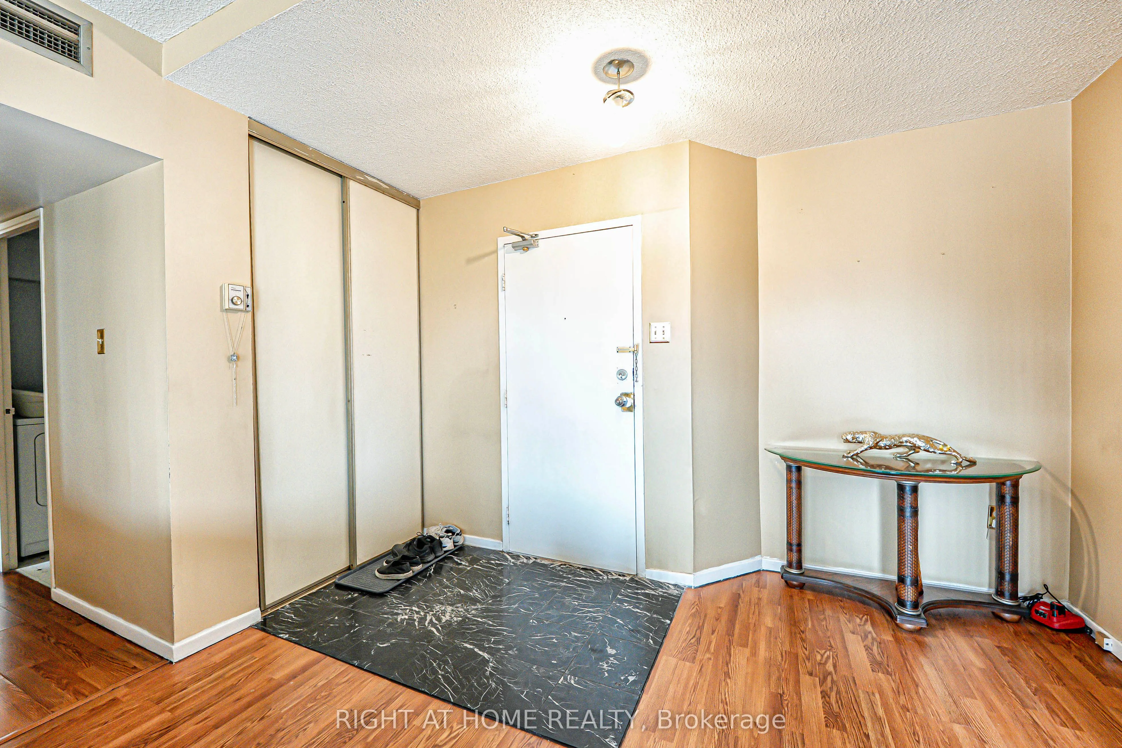 1705 Mccowan Road, #408