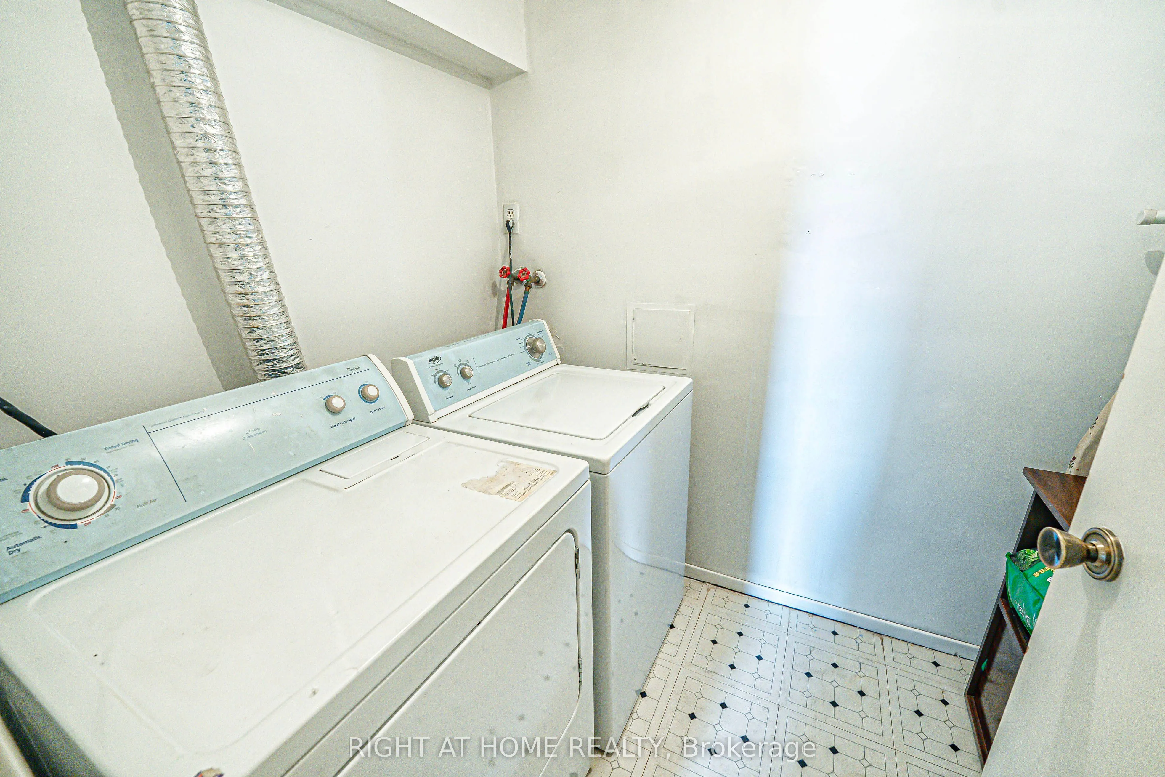 1705 Mccowan Road, #408