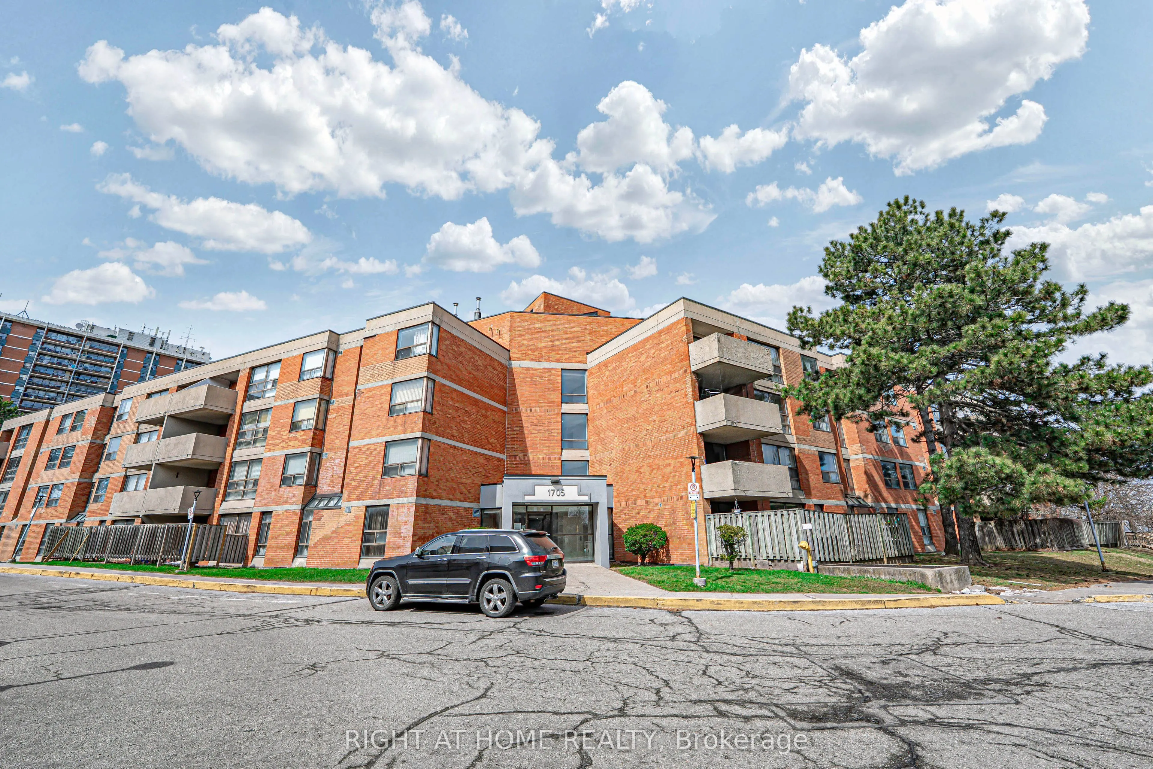 1705 Mccowan Road, #408