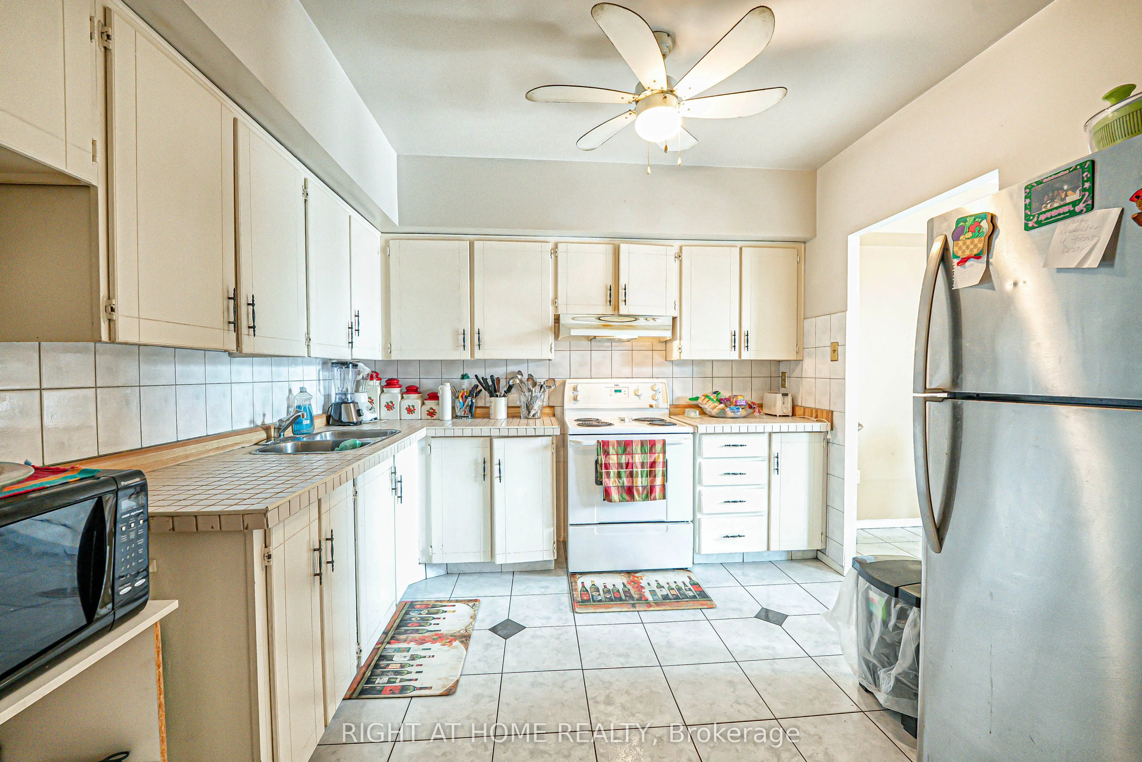 1705 Mccowan Road, #408