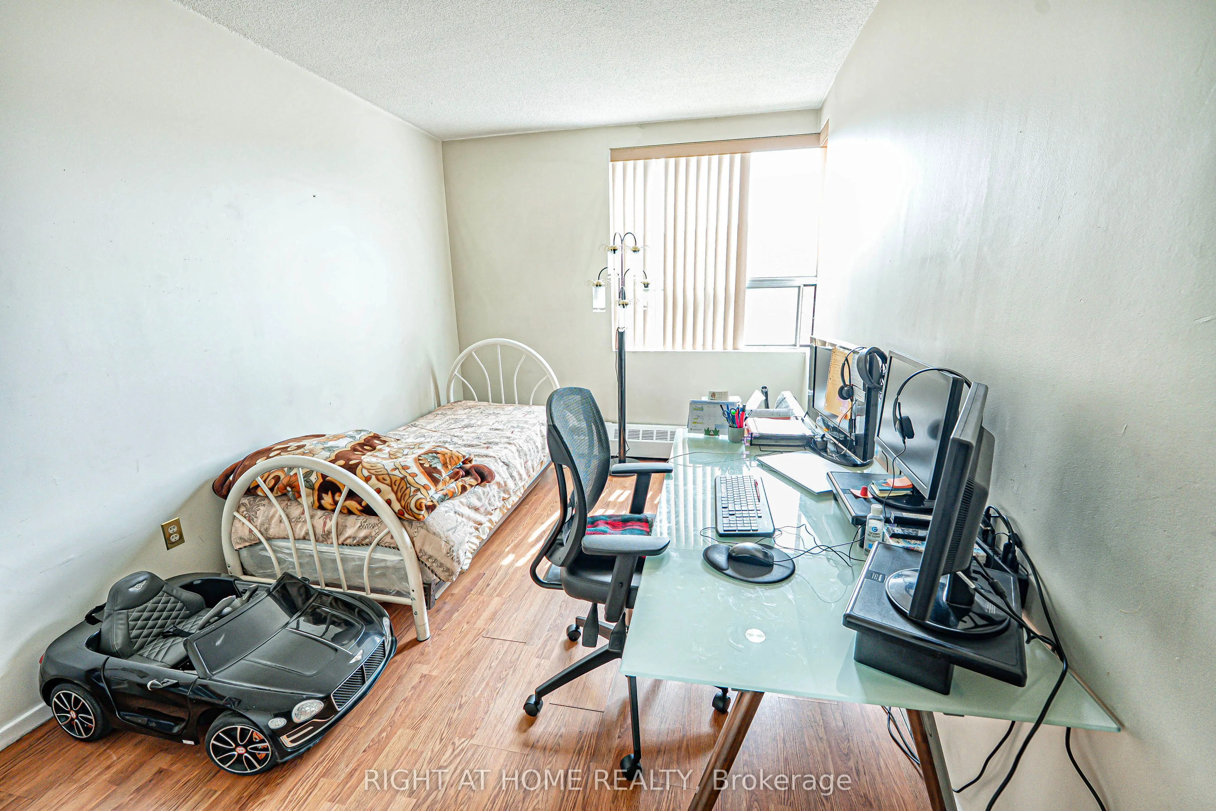 1705 Mccowan Road, #408