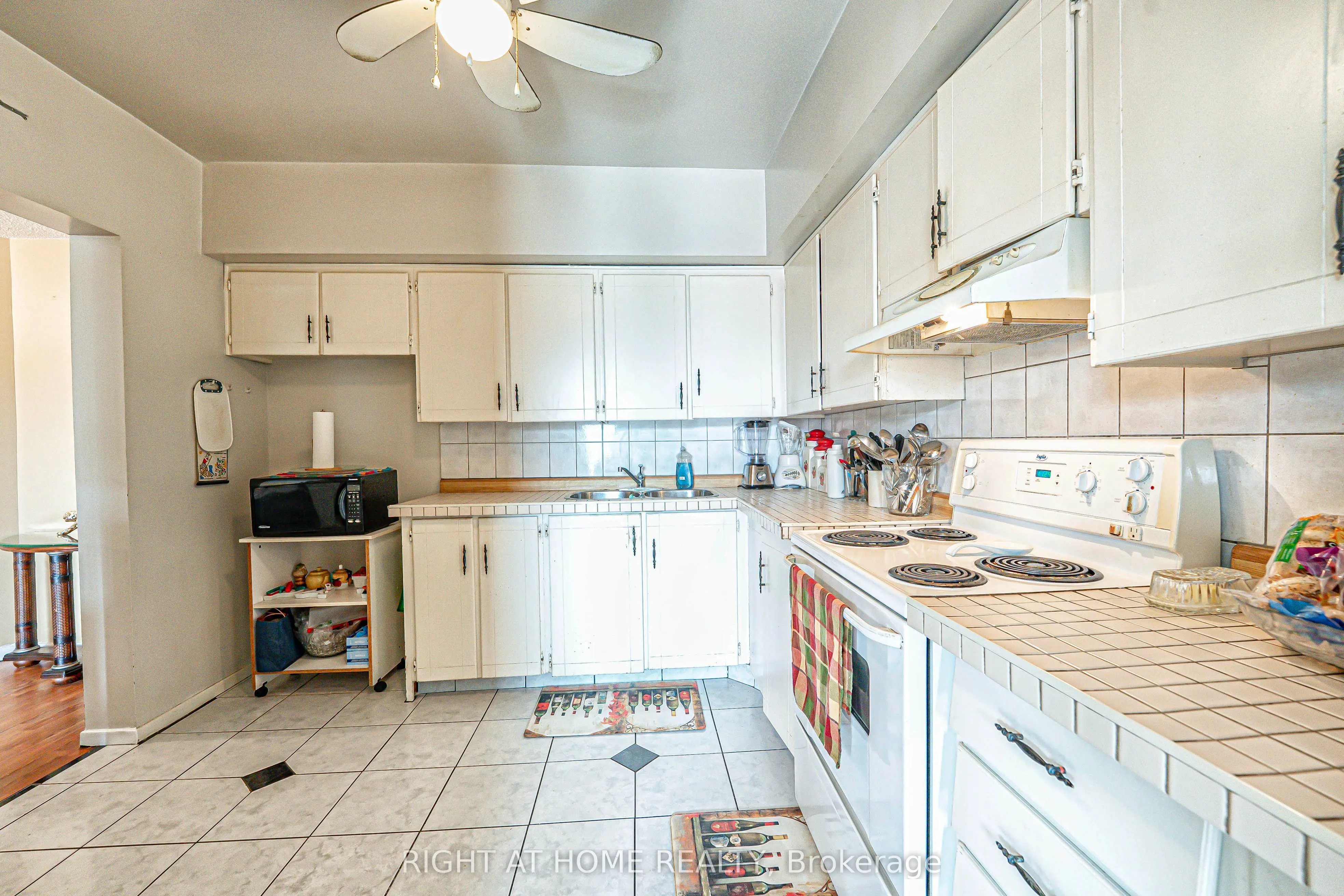 1705 Mccowan Road, #408
