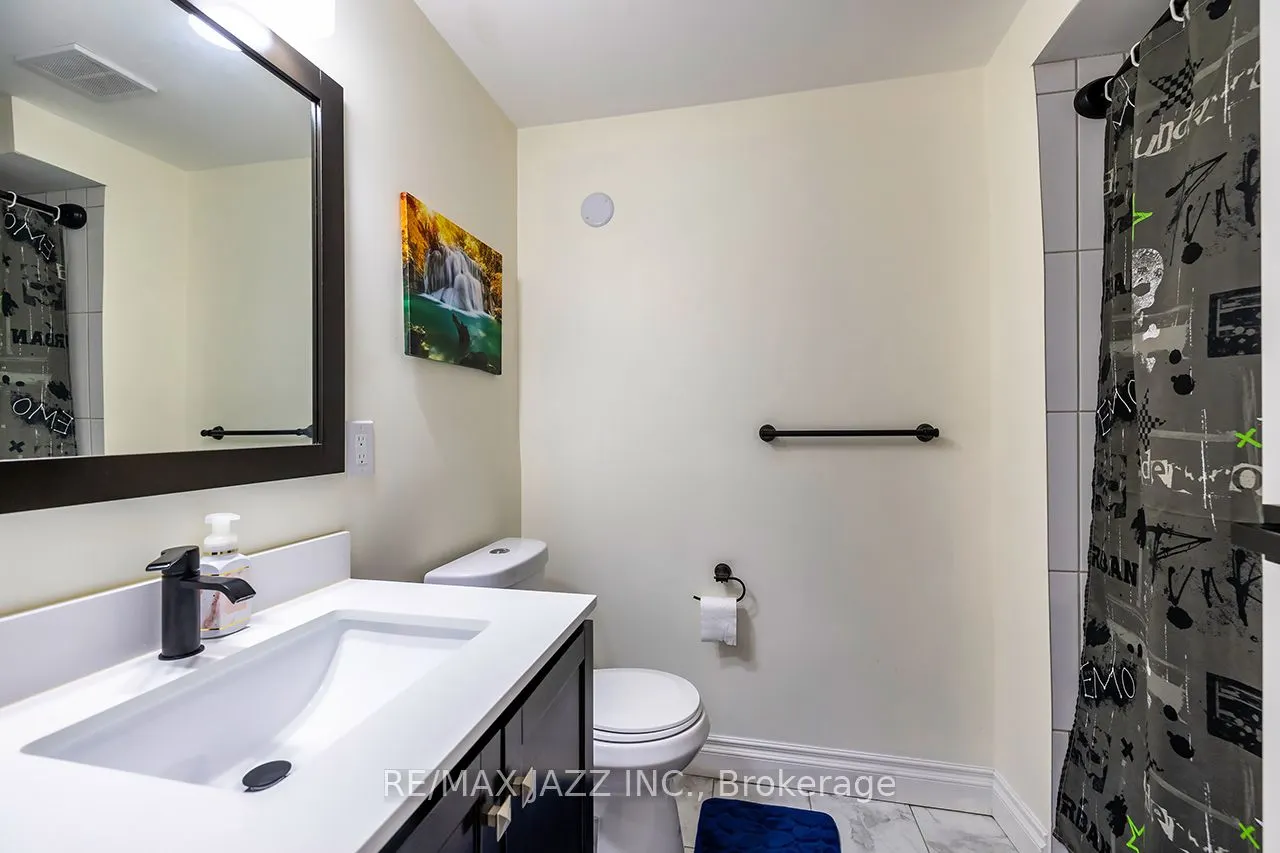 843 Charisma Crescent