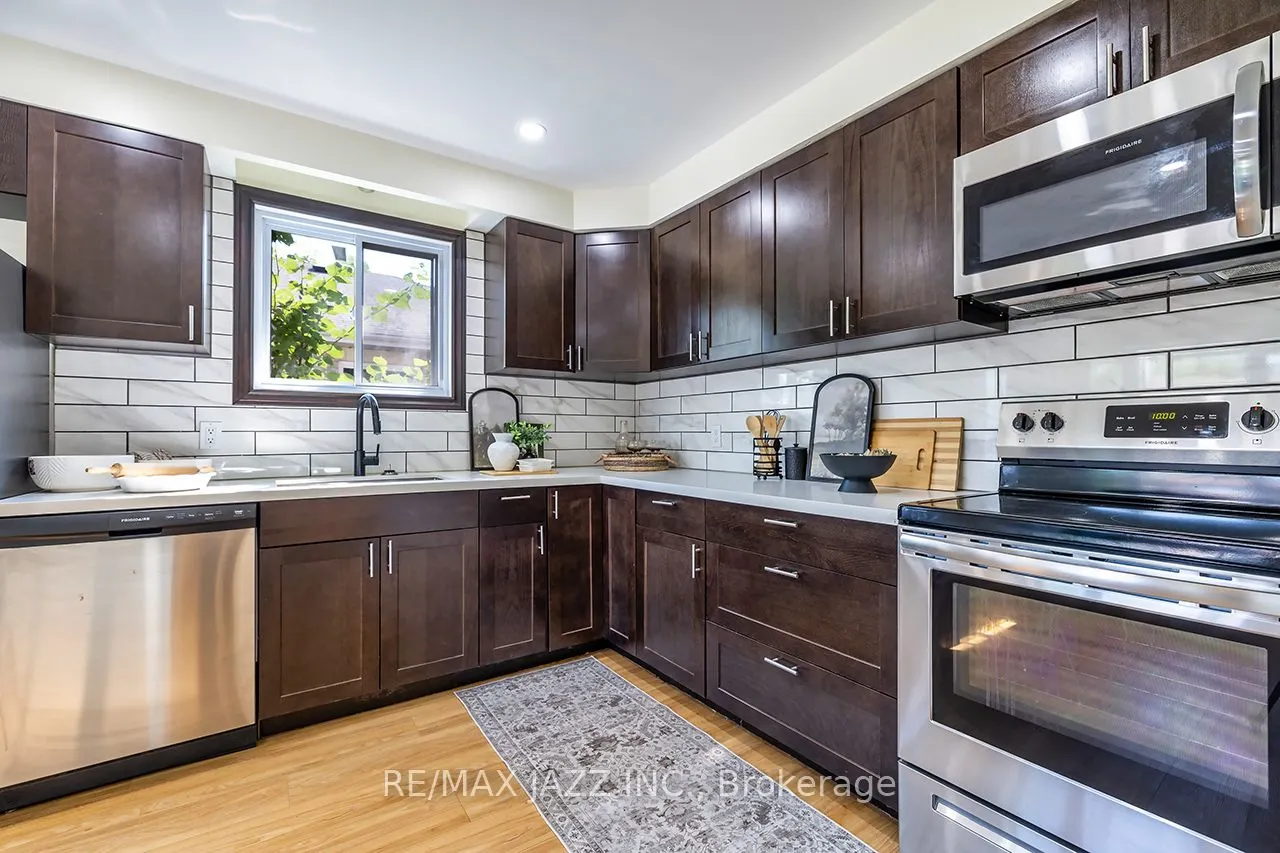 843 Charisma Crescent