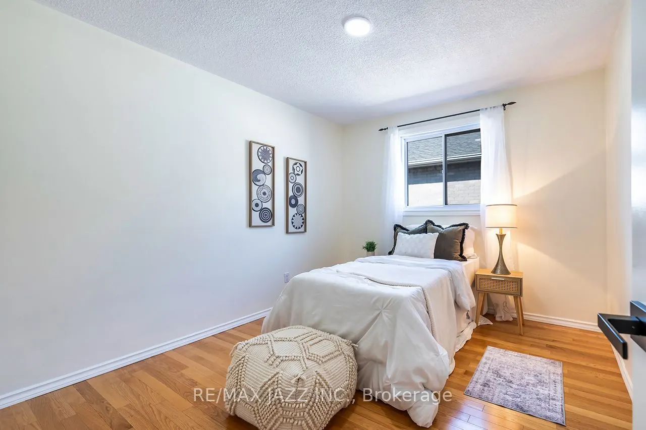 843 Charisma Crescent