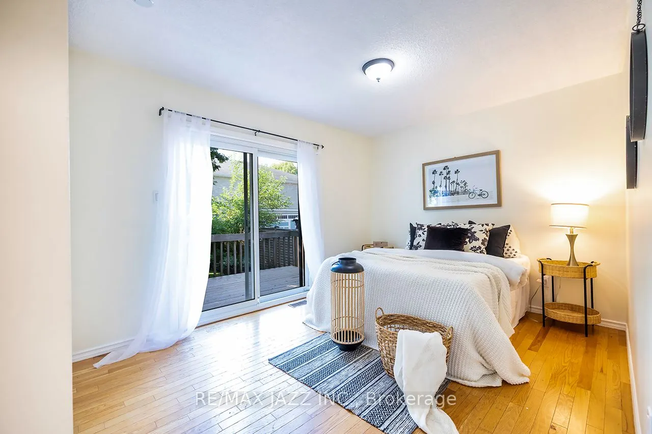 843 Charisma Crescent