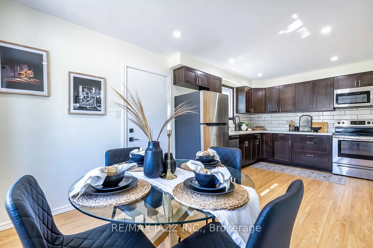 843 Charisma Crescent