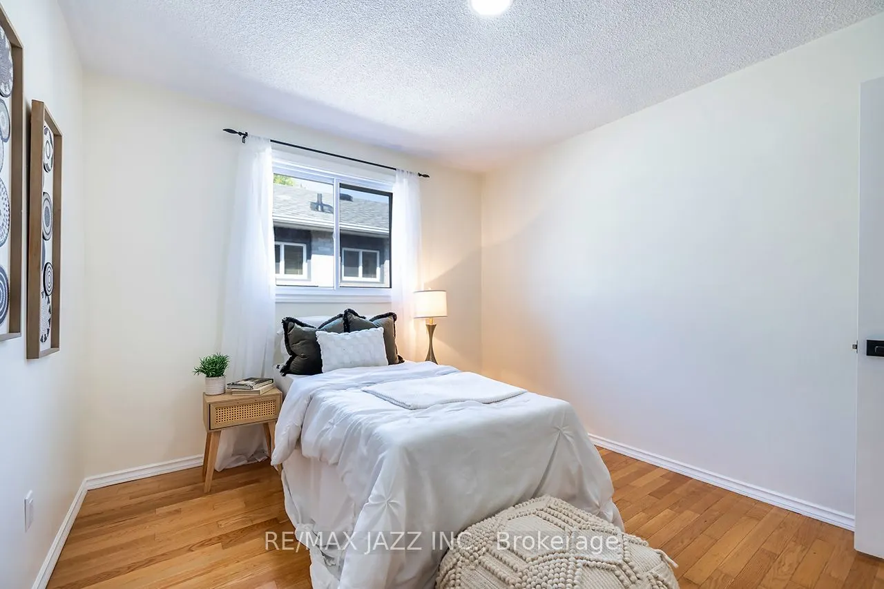 843 Charisma Crescent