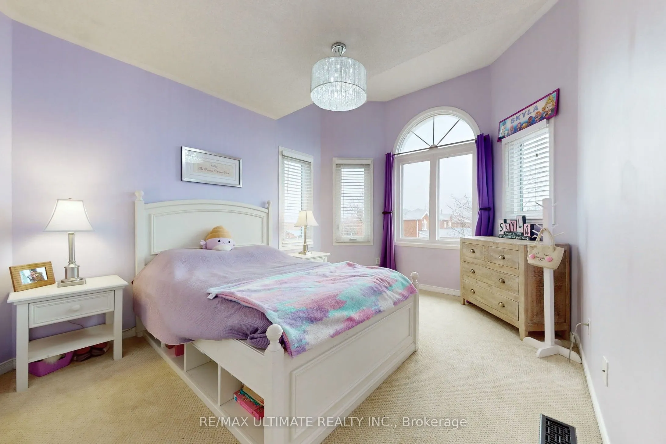 25 WINTERBERRY Drive