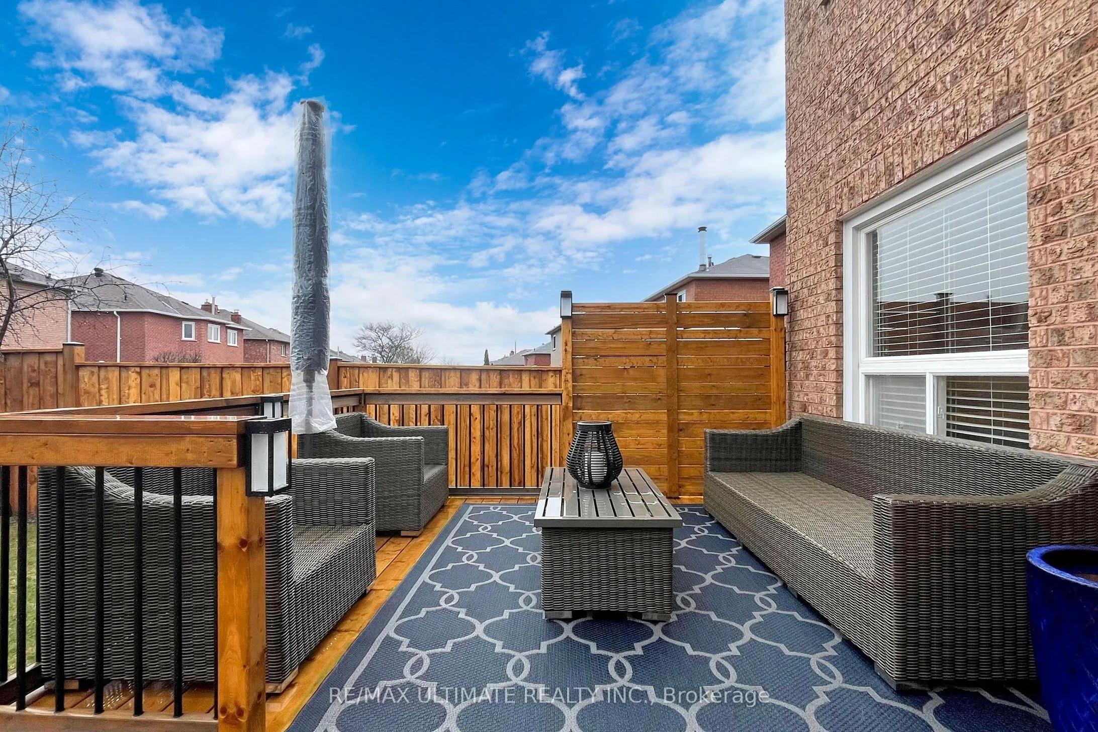 25 WINTERBERRY Drive