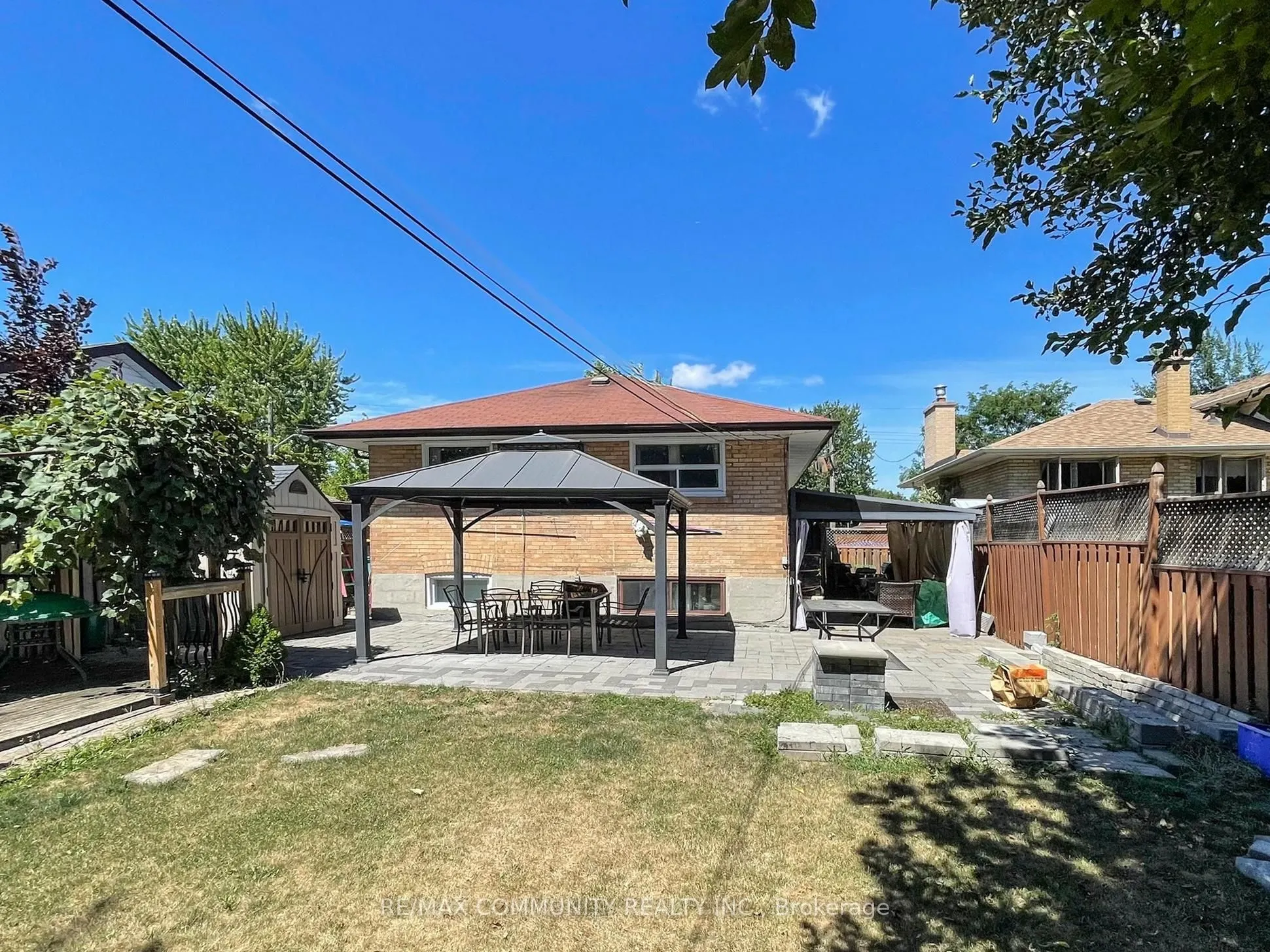119 Rochman Boulevard
