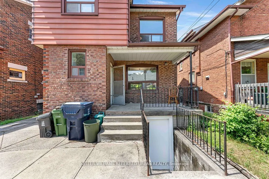 775 Coxwell Avenue