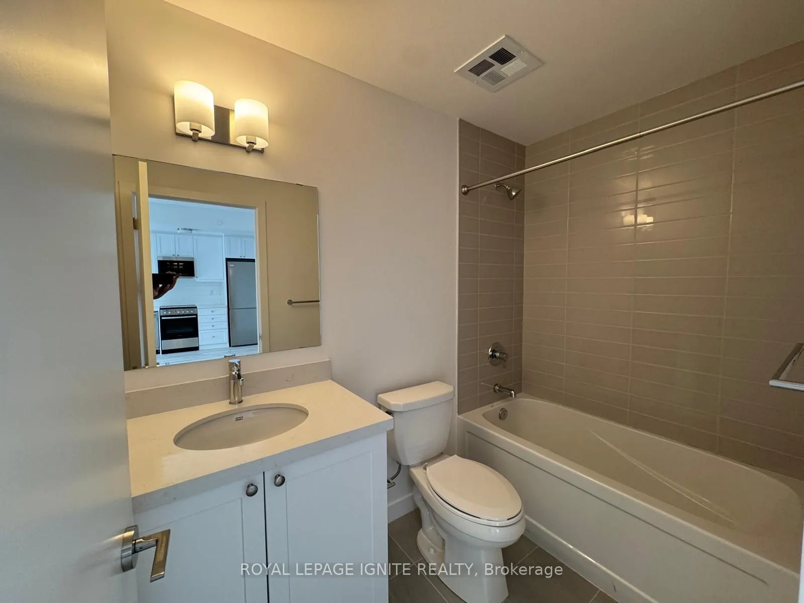 55 Clarington Boulevard, #801