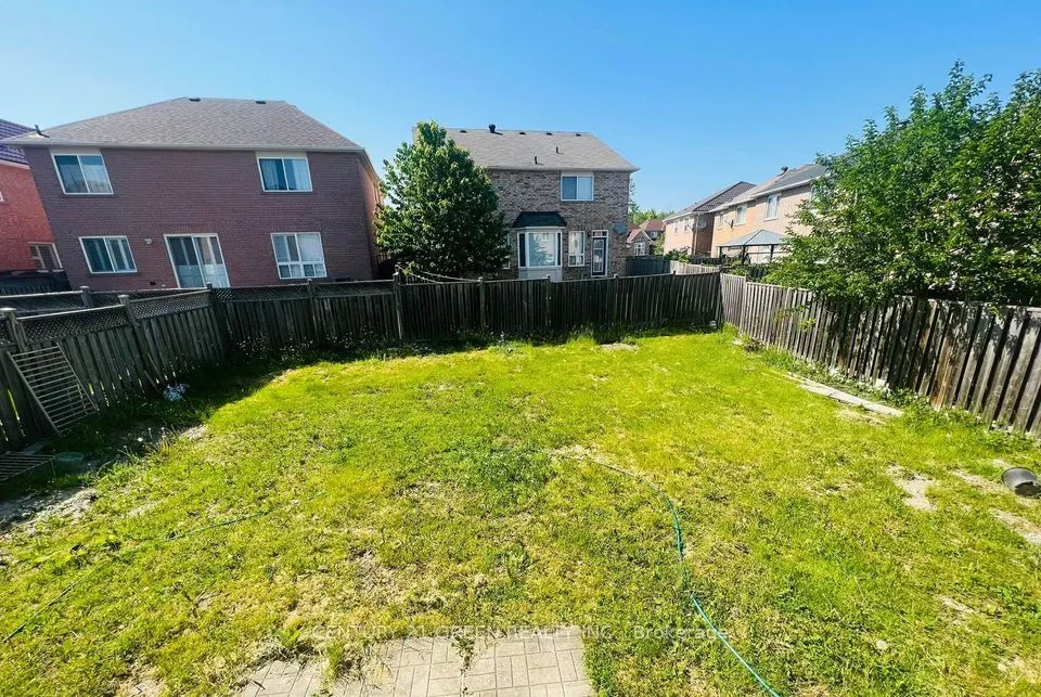 98 Muskox Drive, #(Main)