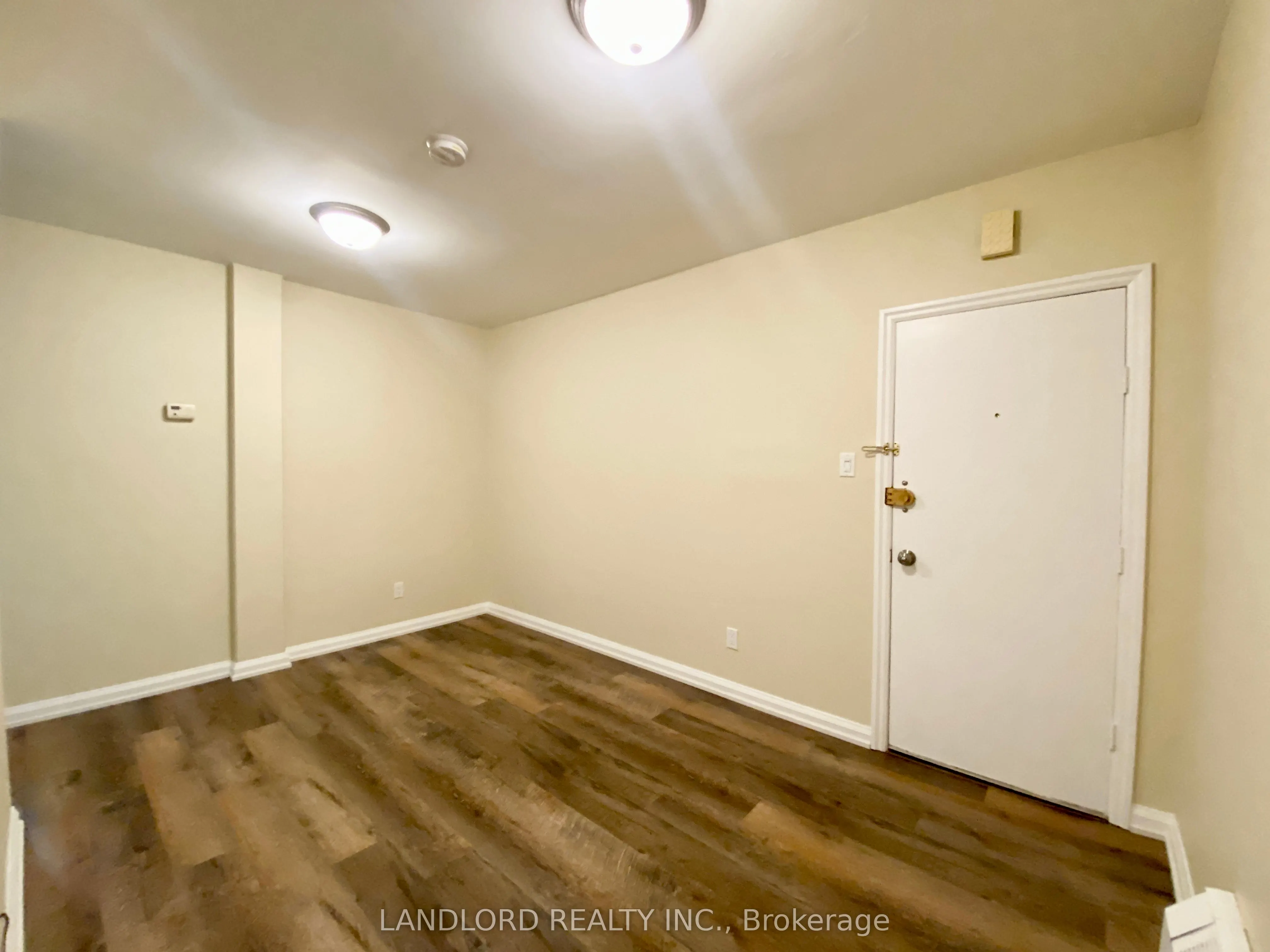 2A Thyra Avenue, #201