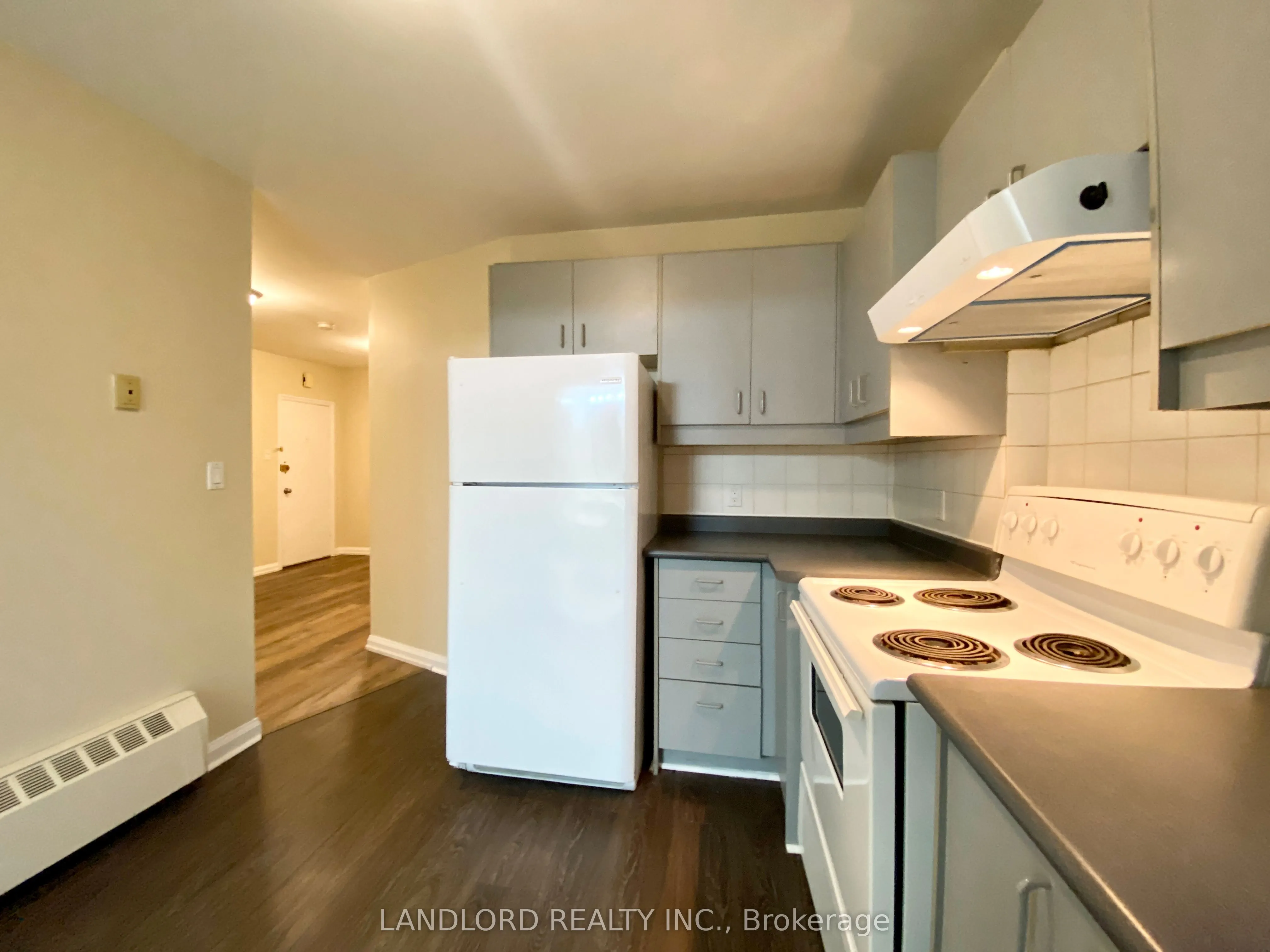 2A Thyra Avenue, #201