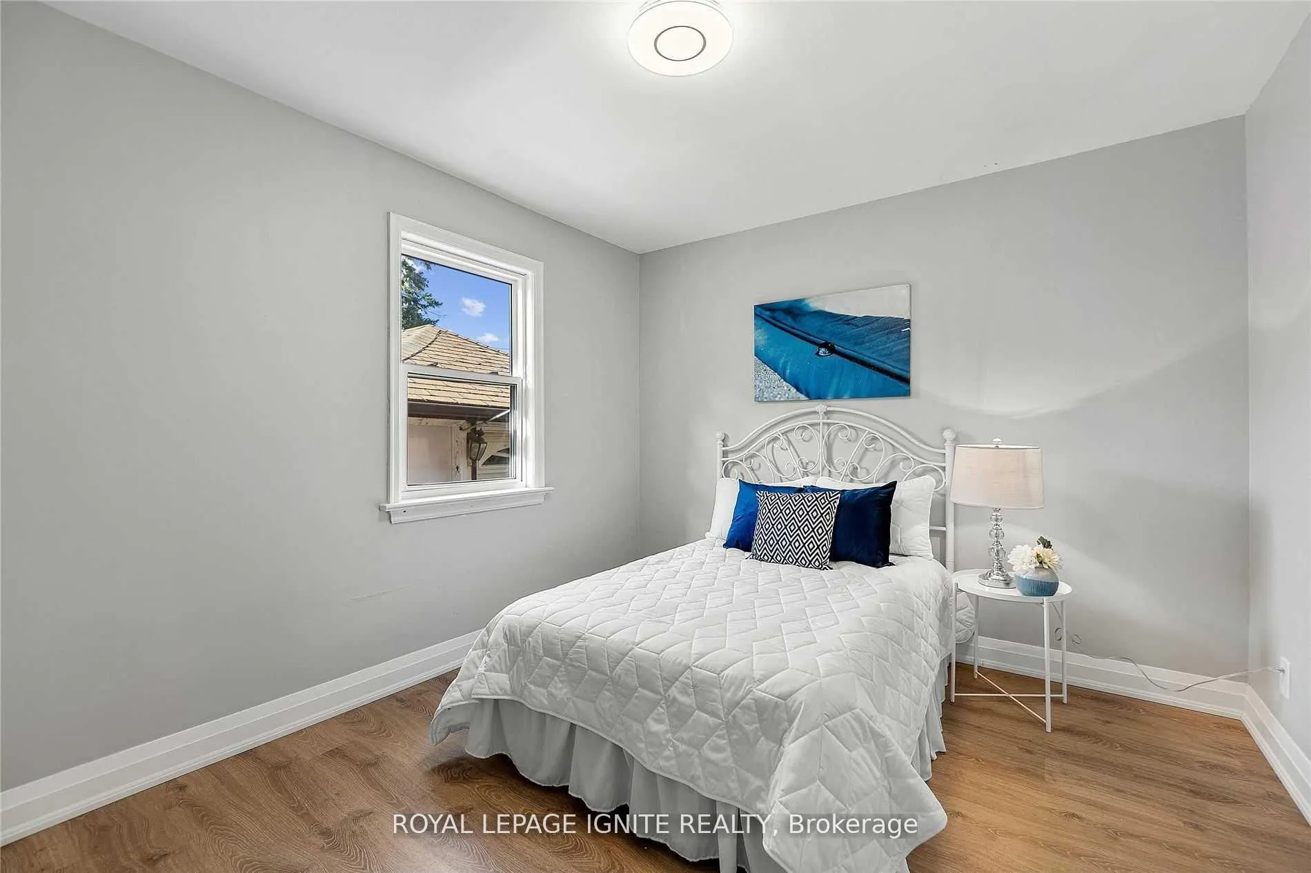 35 Archwood Crescent