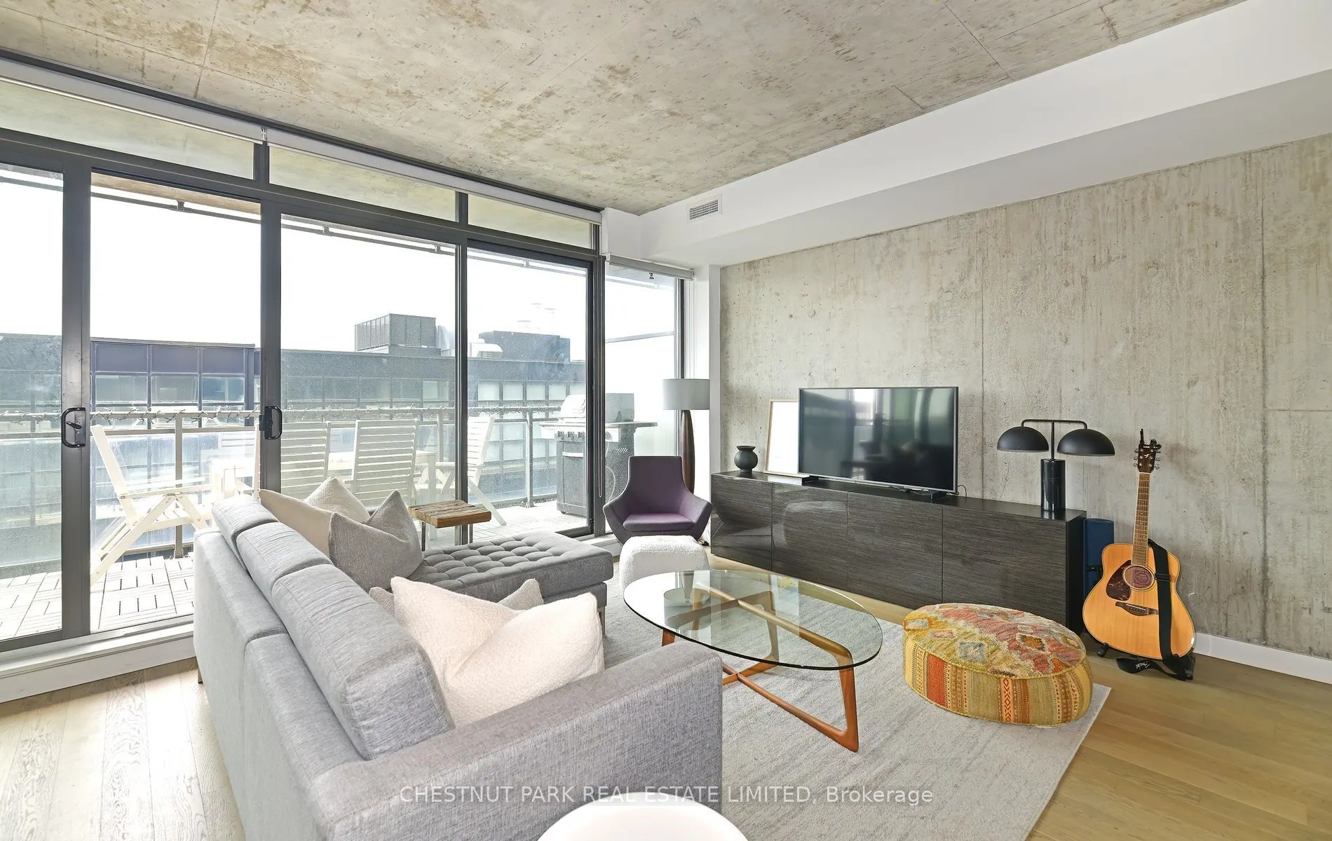 90 Broadview Avenue, #806