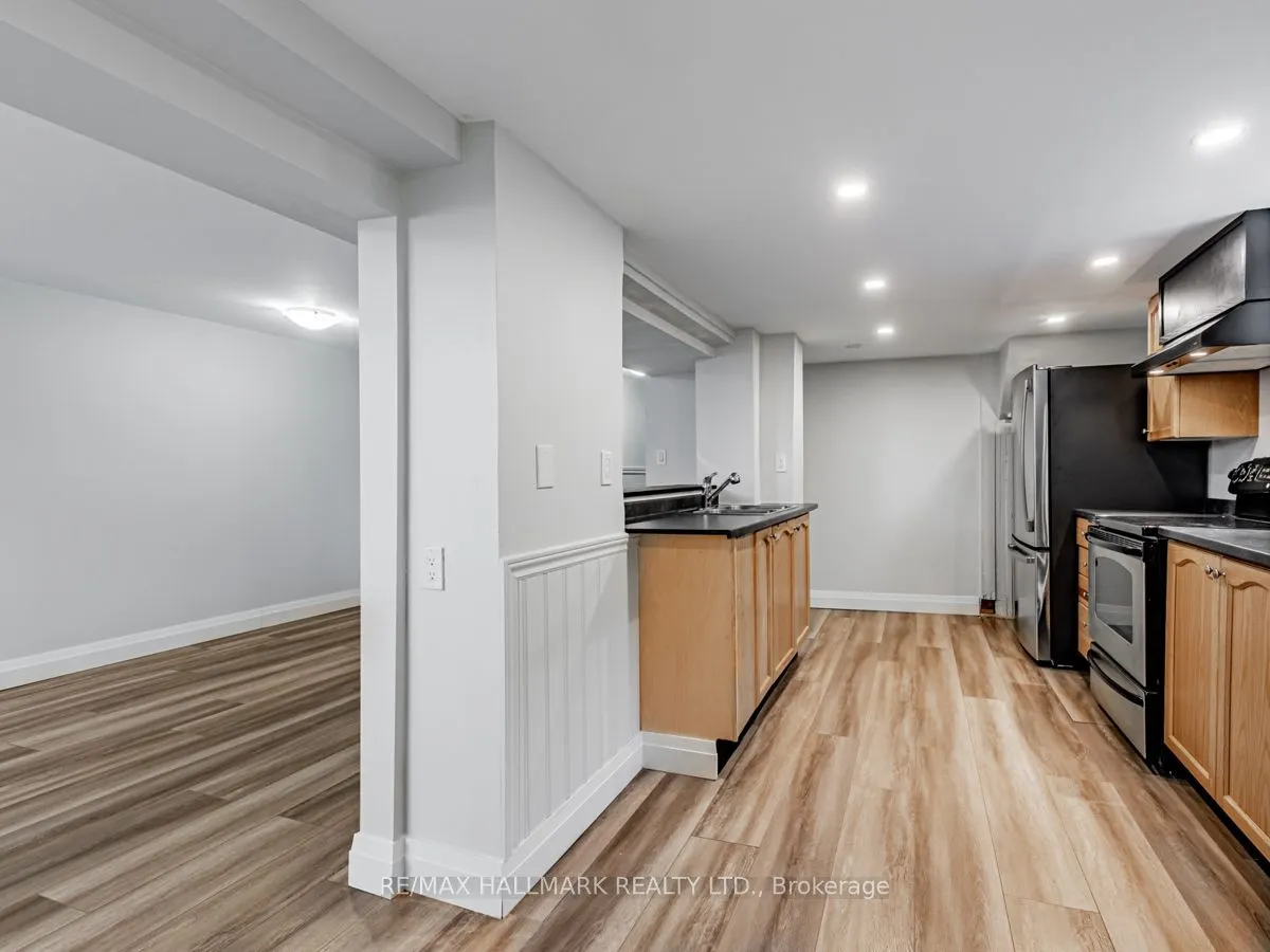 129 Lupin Drive, #Lower