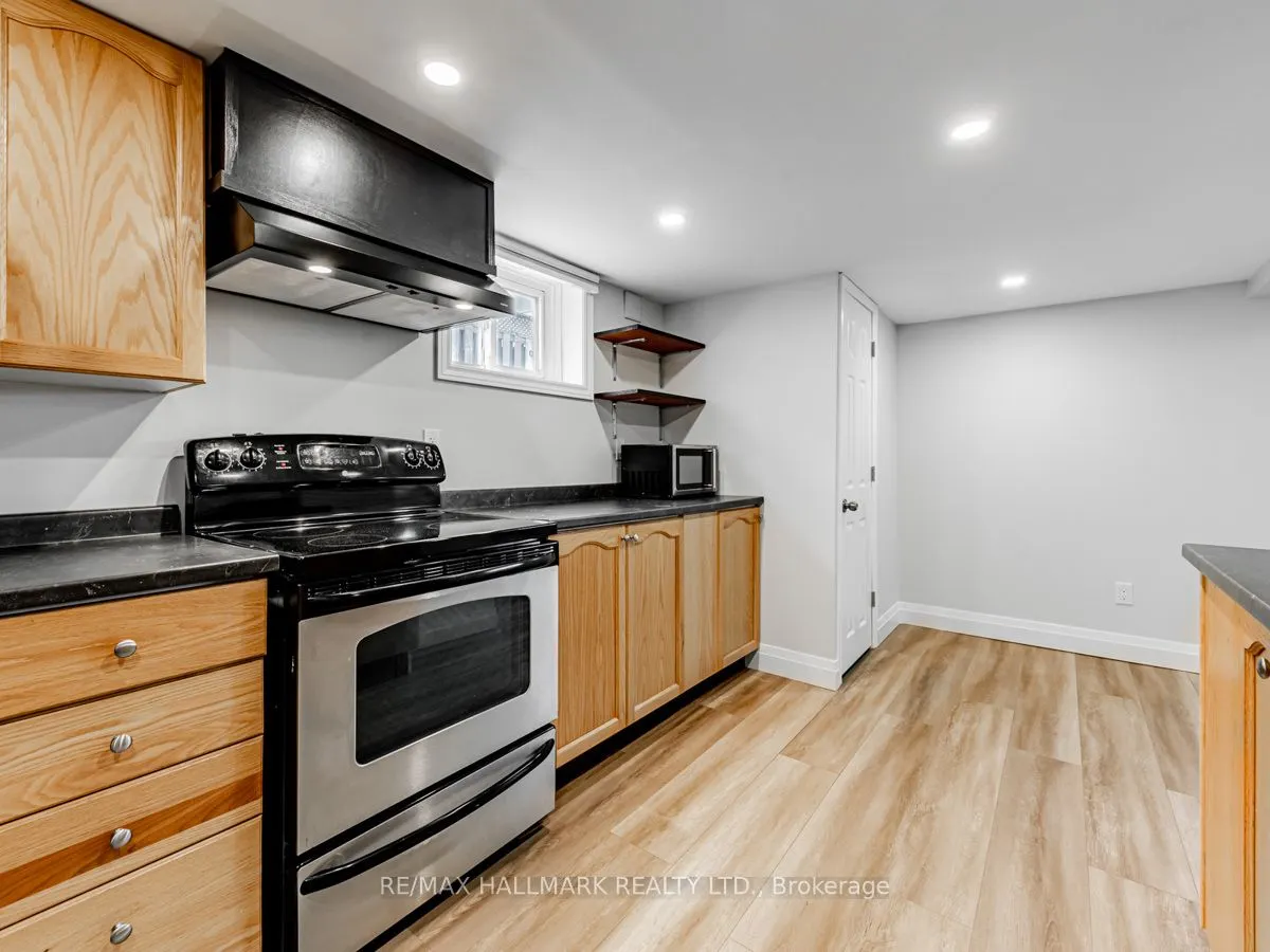 129 Lupin Drive, #Lower