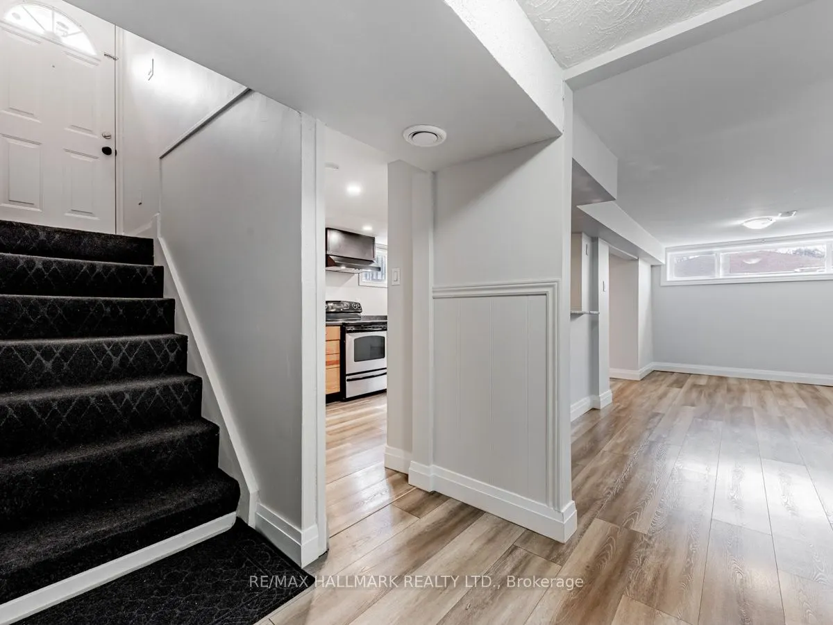 129 Lupin Drive, #Lower