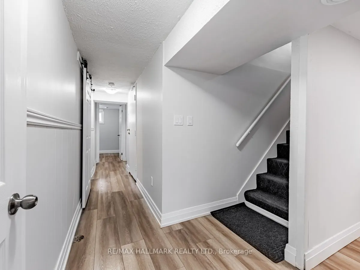 129 Lupin Drive, #Lower