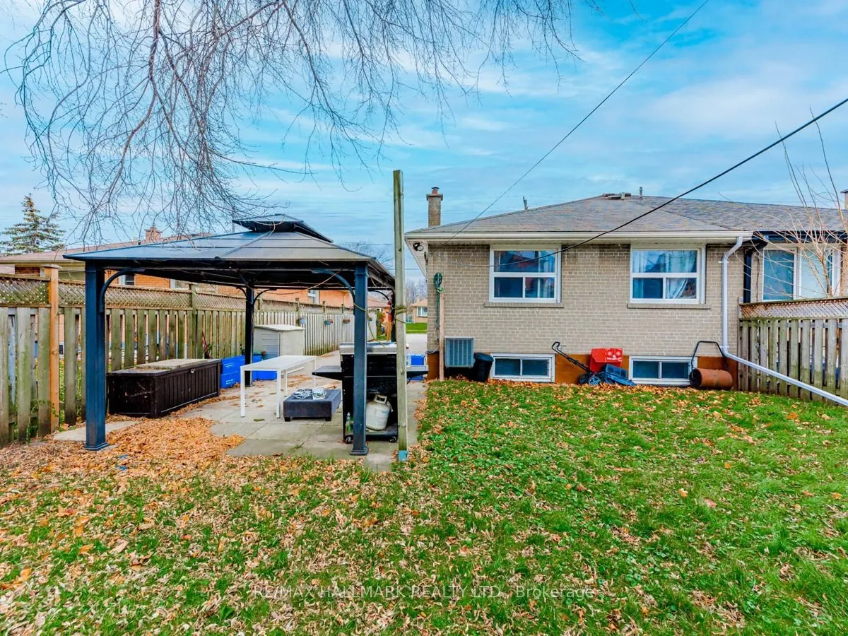 129 Lupin Drive, #Lower