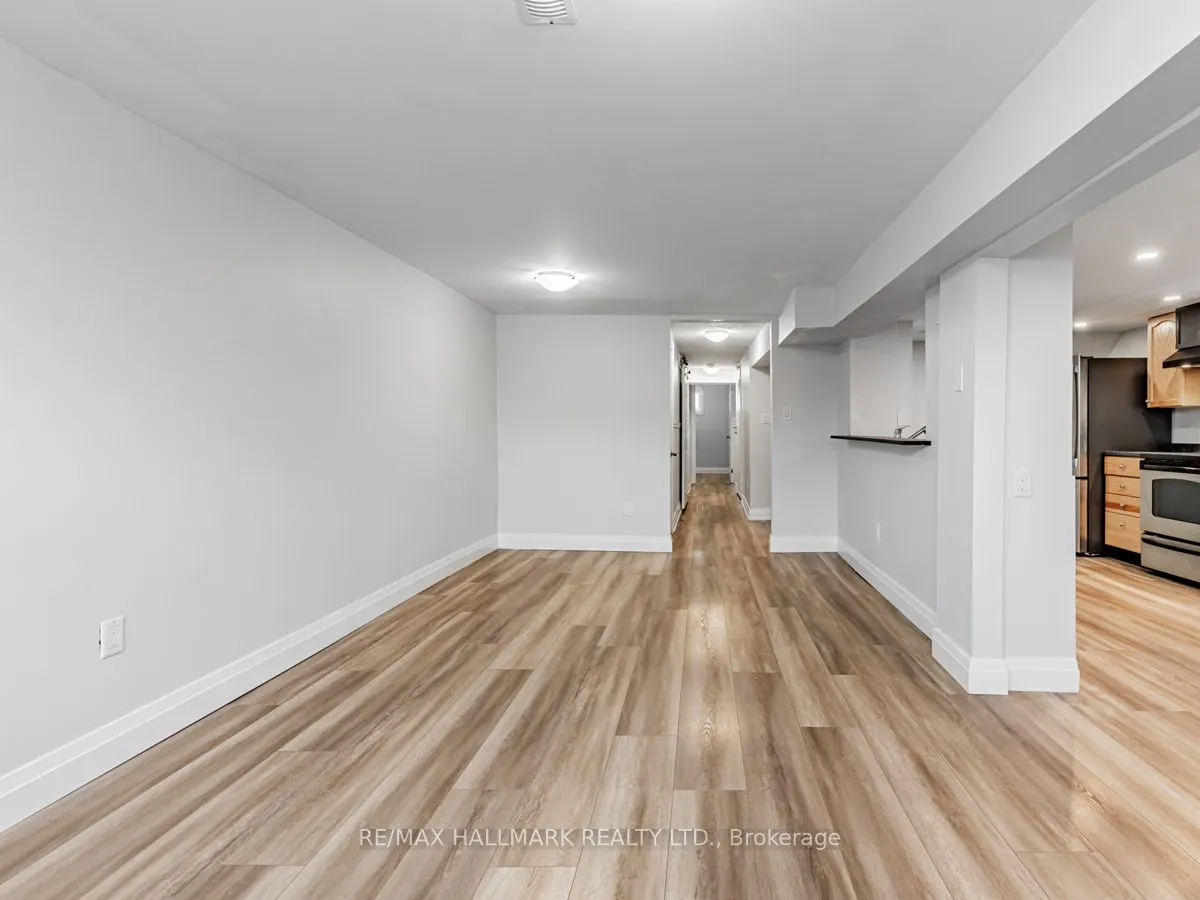 129 Lupin Drive, #Lower