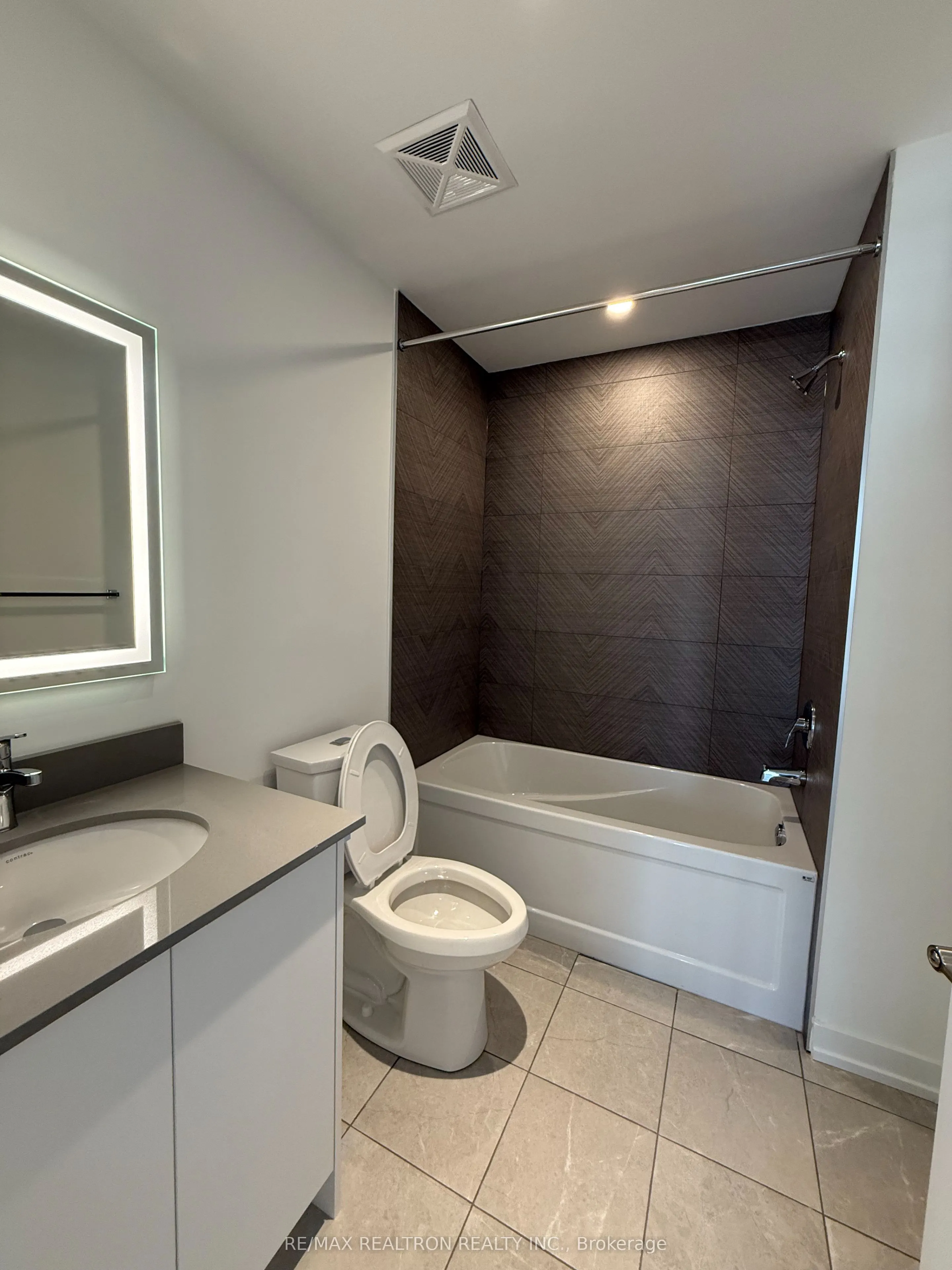 3069 Pharmacy Avenue, #2