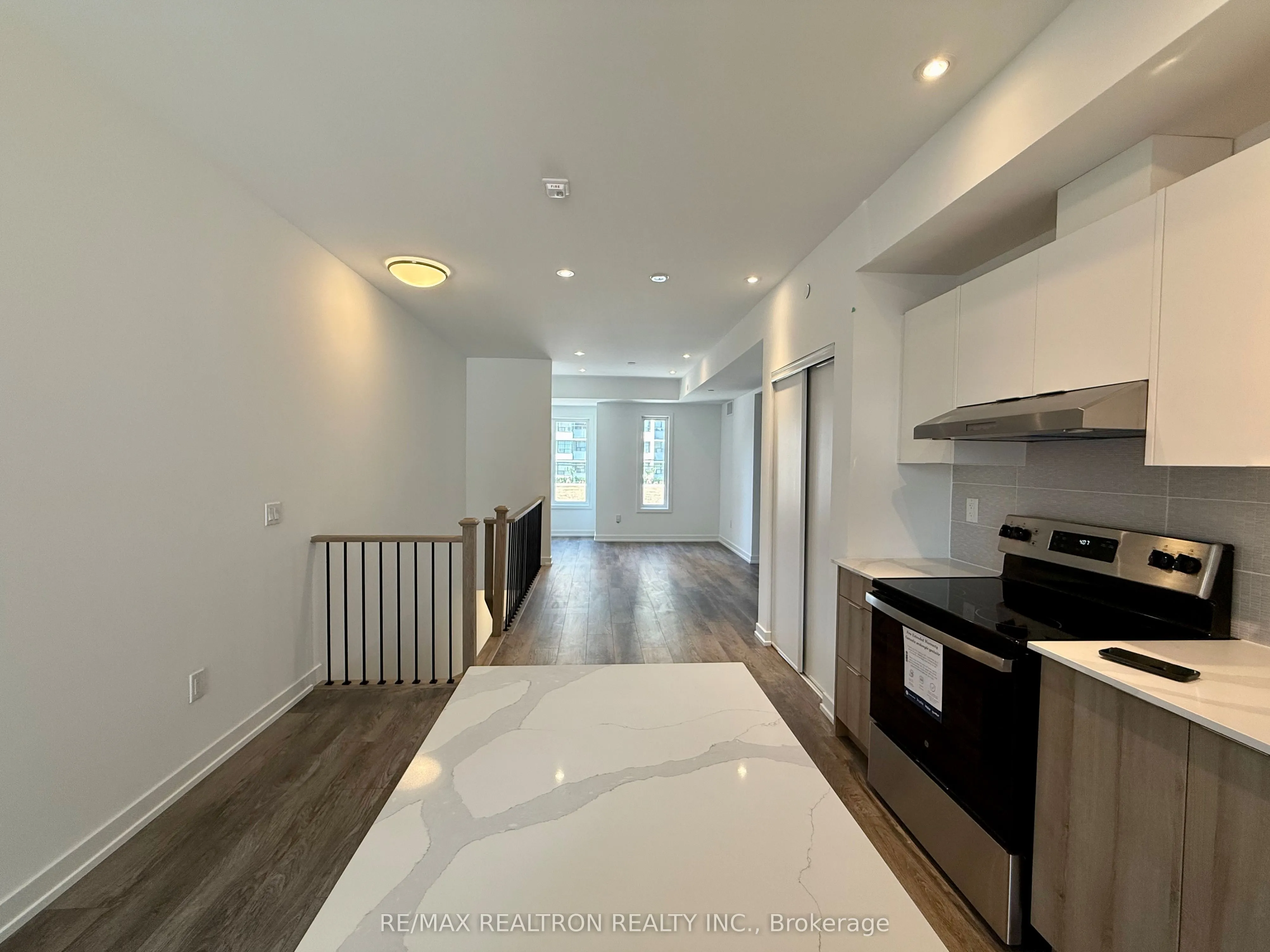 3069 Pharmacy Avenue, #2