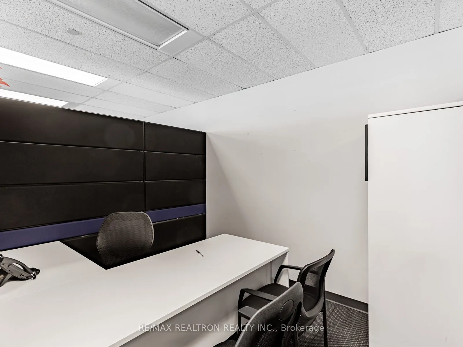 2206 Eglinton Avenue E, #200