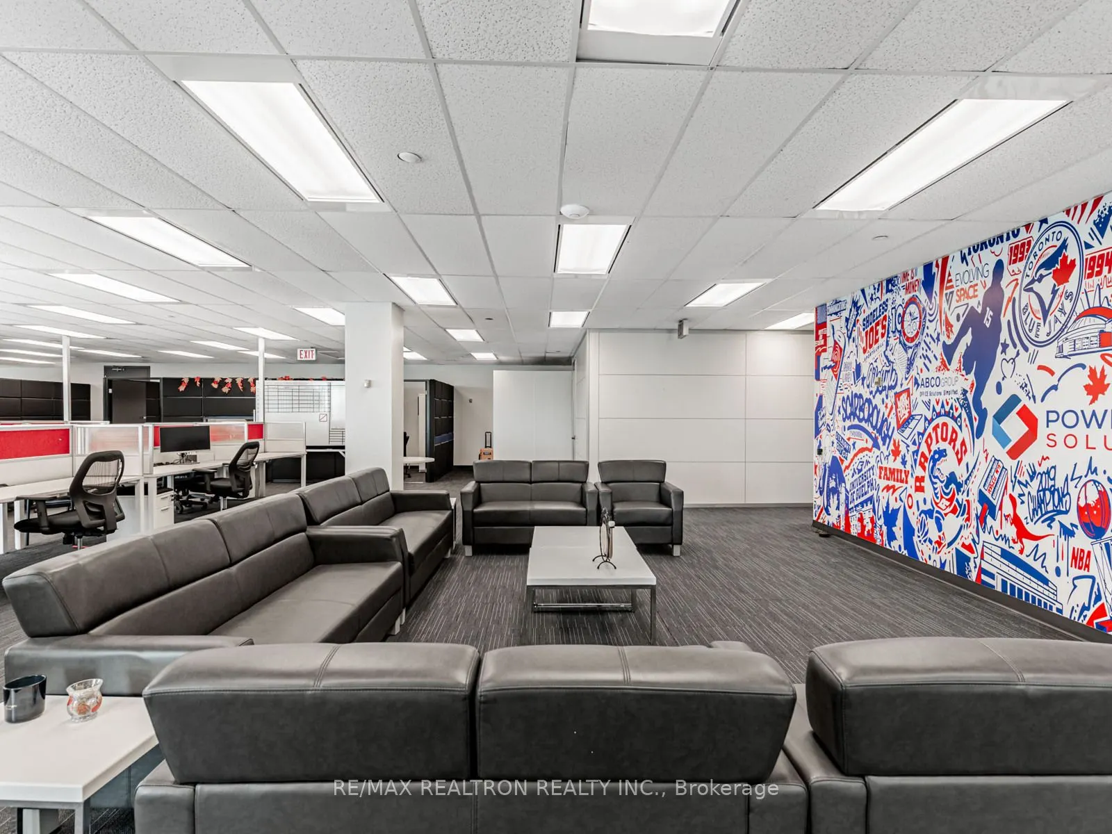2206 Eglinton Avenue E, #200