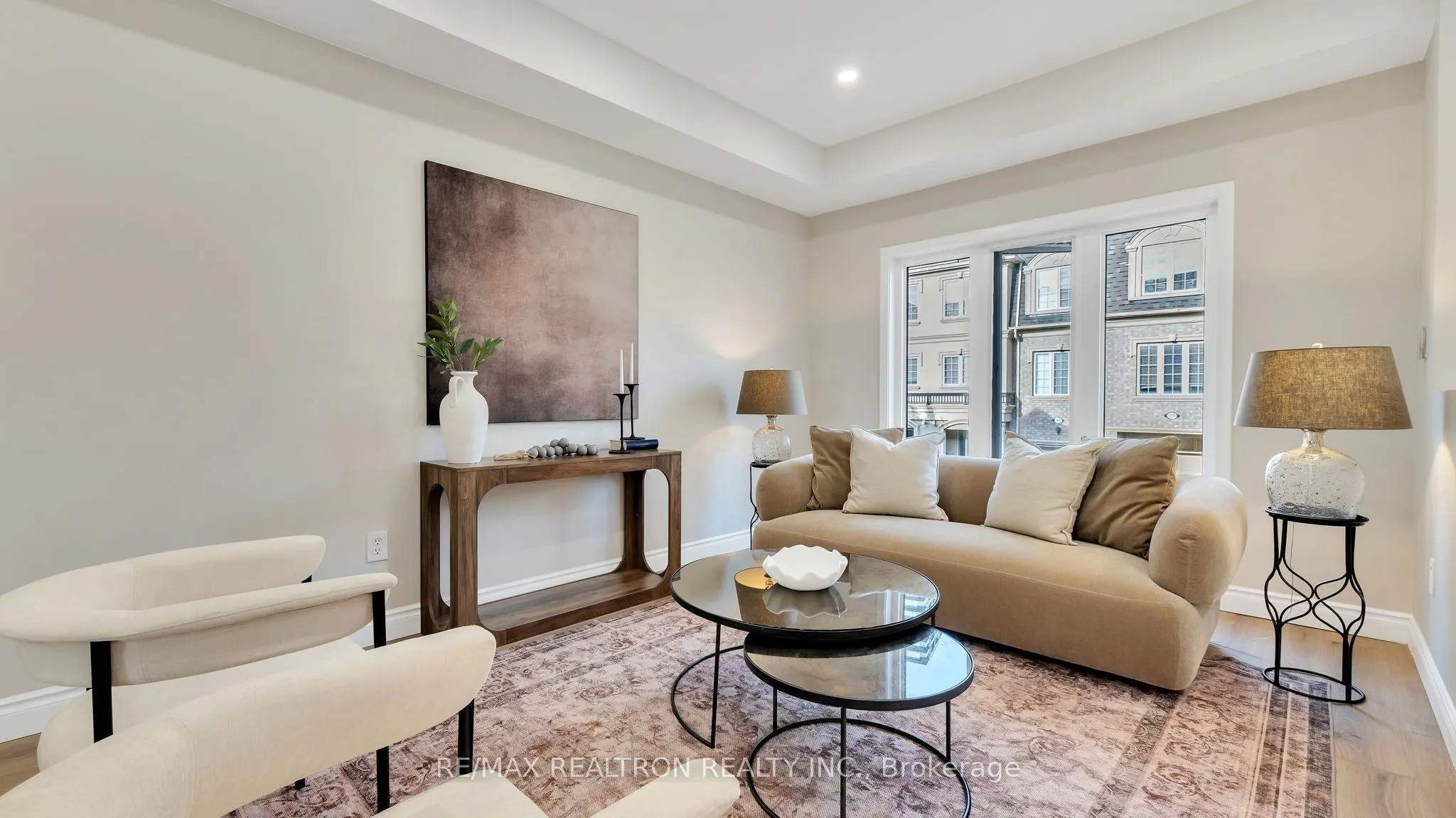 1250 St Martins Drive, #8
