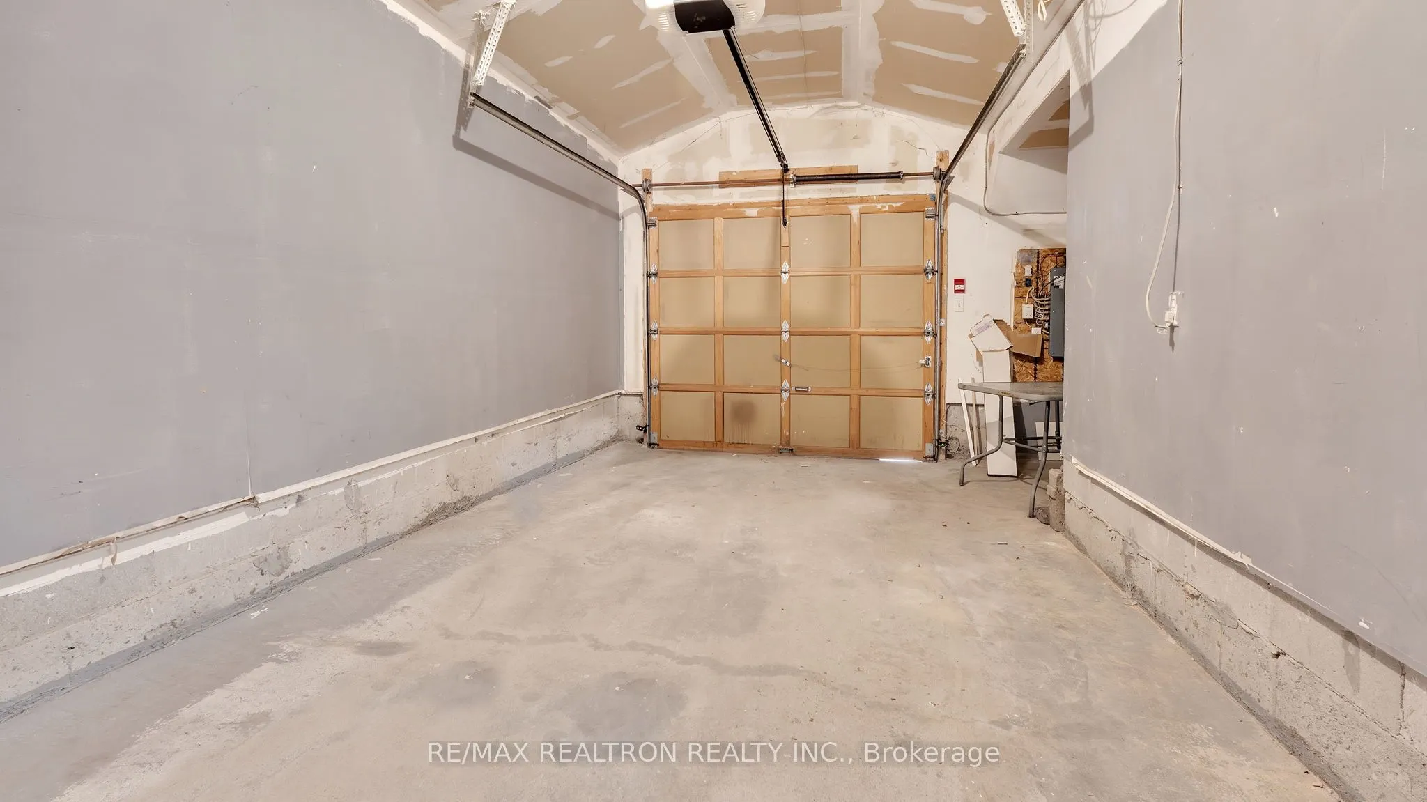 1250 St Martins Drive, #8