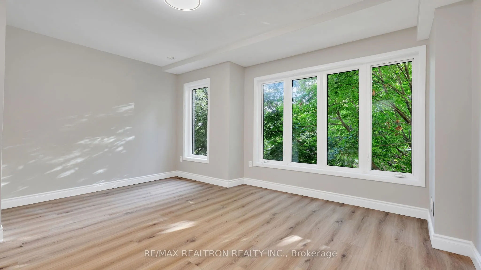 1250 St Martins Drive, #8