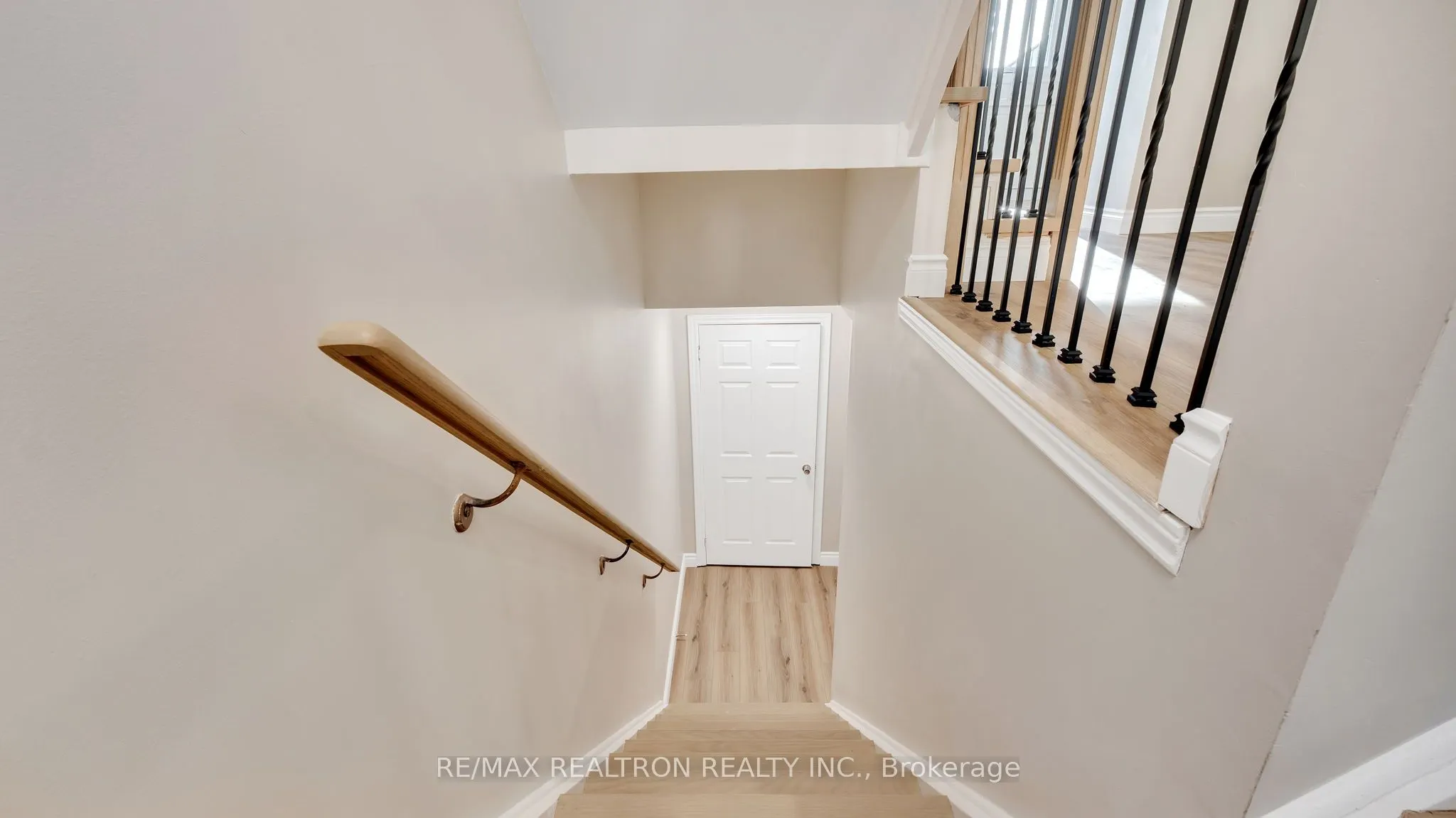 1250 St Martins Drive, #8