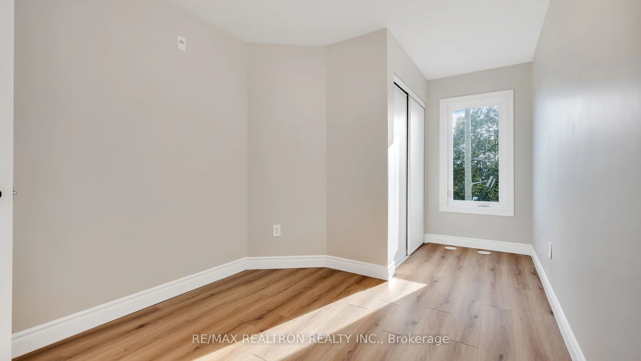 1250 St Martins Drive, #8