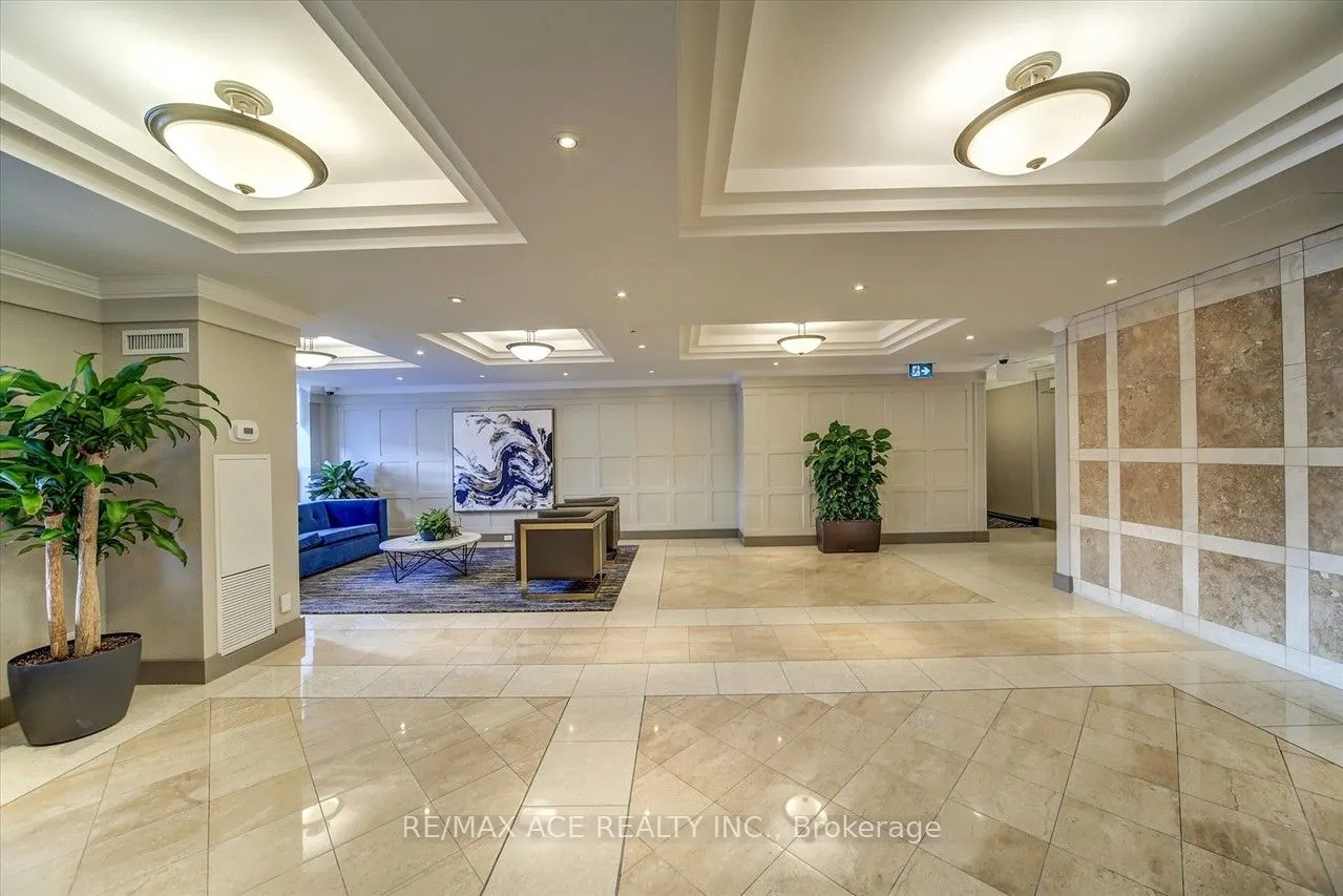 330 McCowan Road, #1403