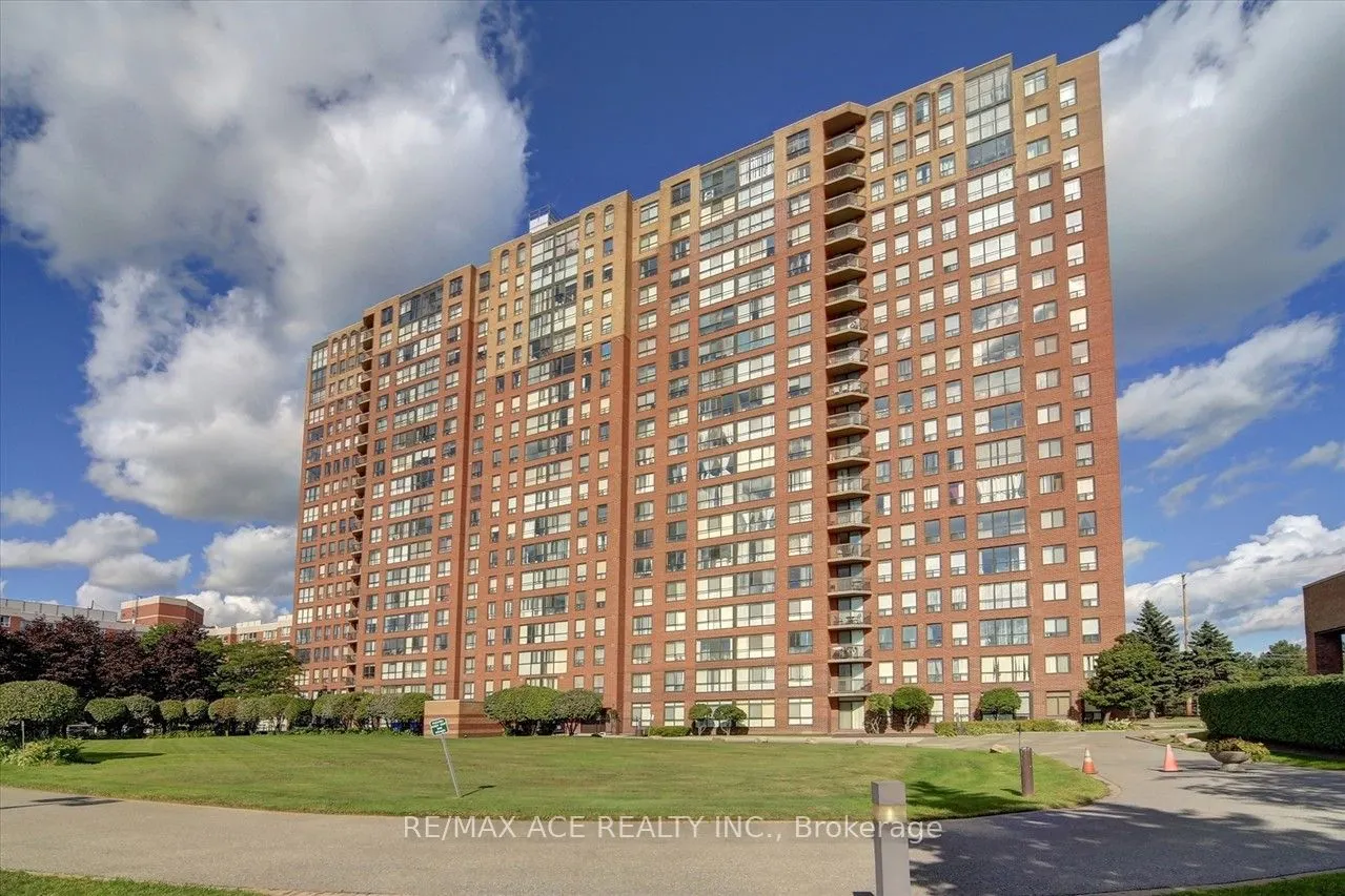 330 McCowan Road, #1403