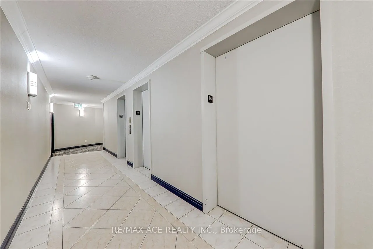 330 McCowan Road, #1403