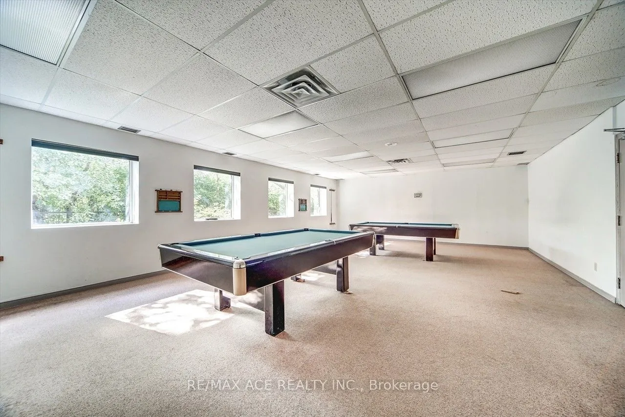 330 McCowan Road, #1403