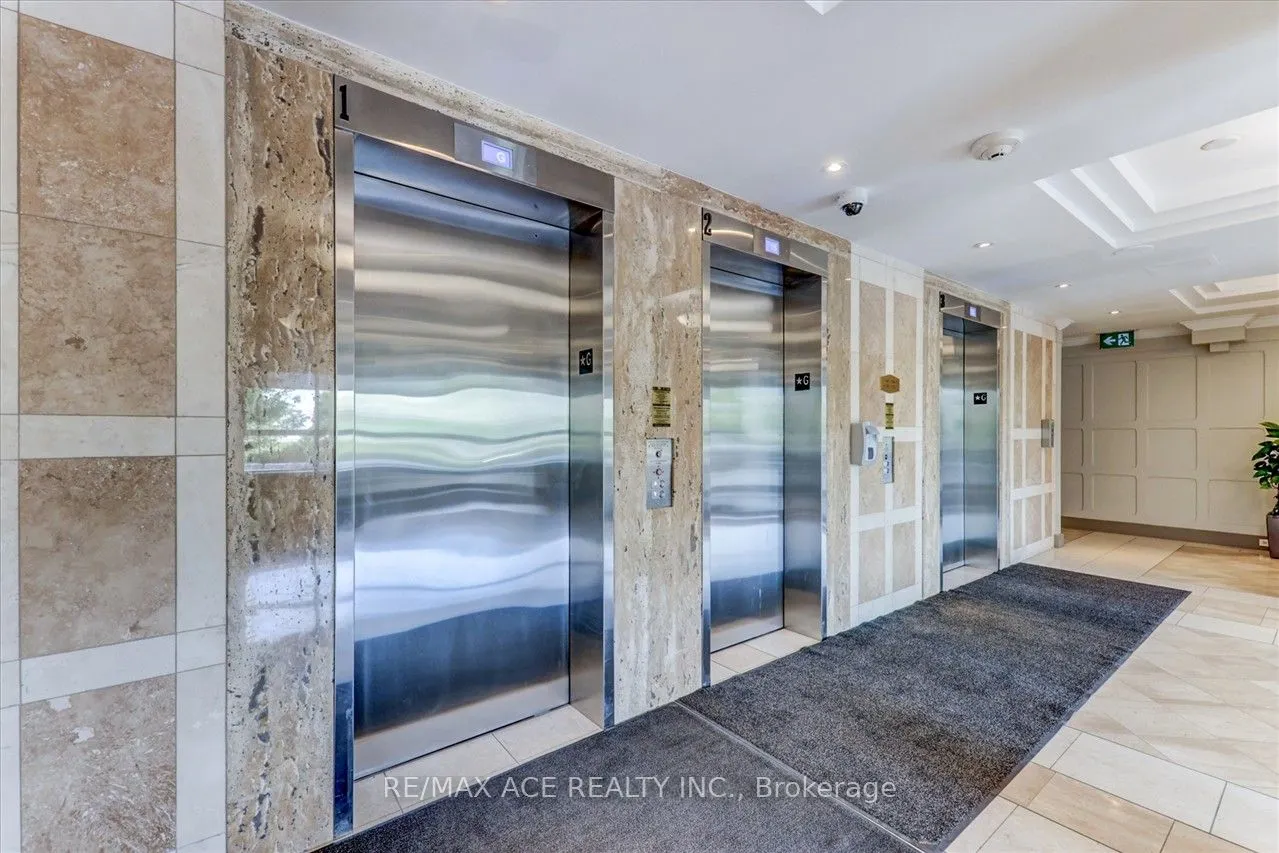 330 McCowan Road, #1403
